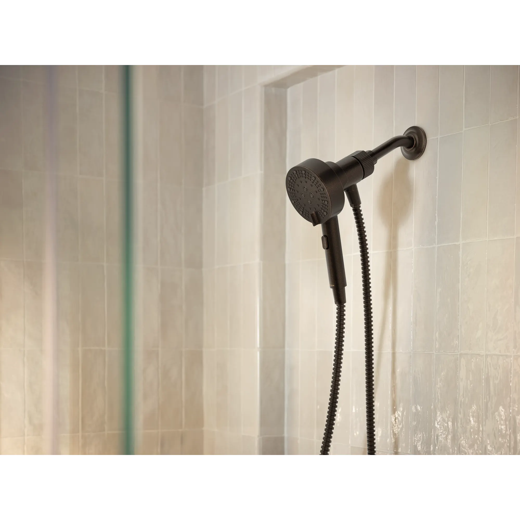 Magnetix Oil rubbed bronze six-function 4.25" diameter spray head handshower - Image 4