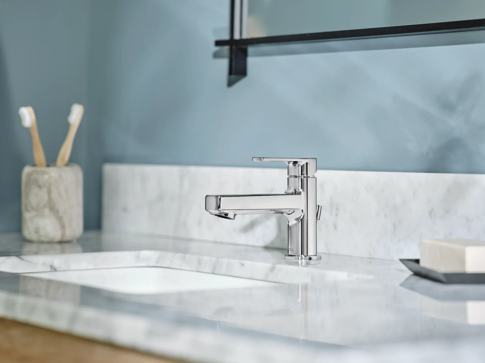 Slate Chrome one-handle low-profile bathroom faucet - Image 5
