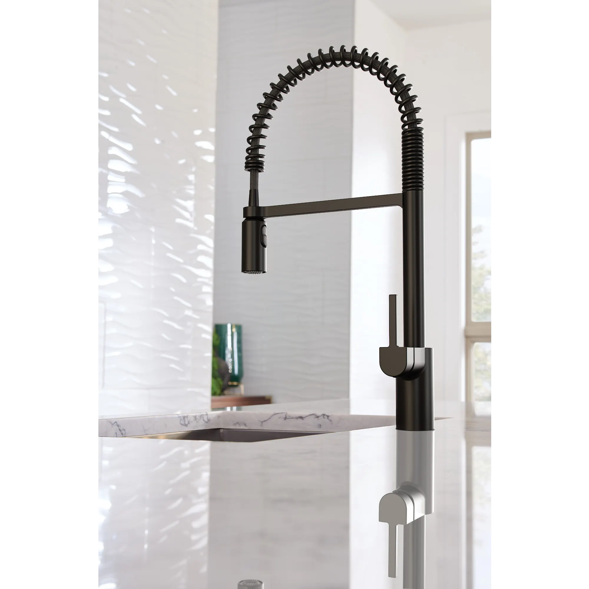 Align One-Handle Pre-Rinse Spring Pulldown Kitchen Faucet - Image 13