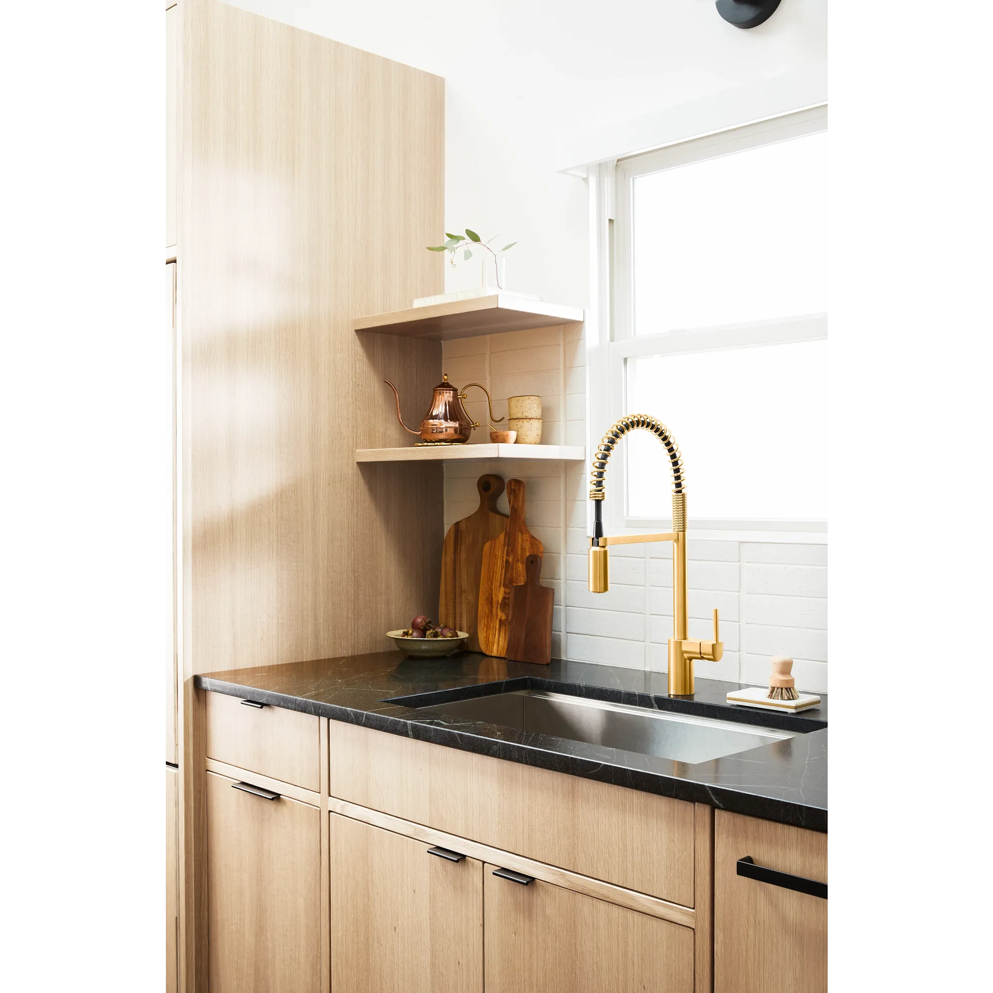 Align One-Handle Pre-Rinse Spring Pulldown Kitchen Faucet - Image 26