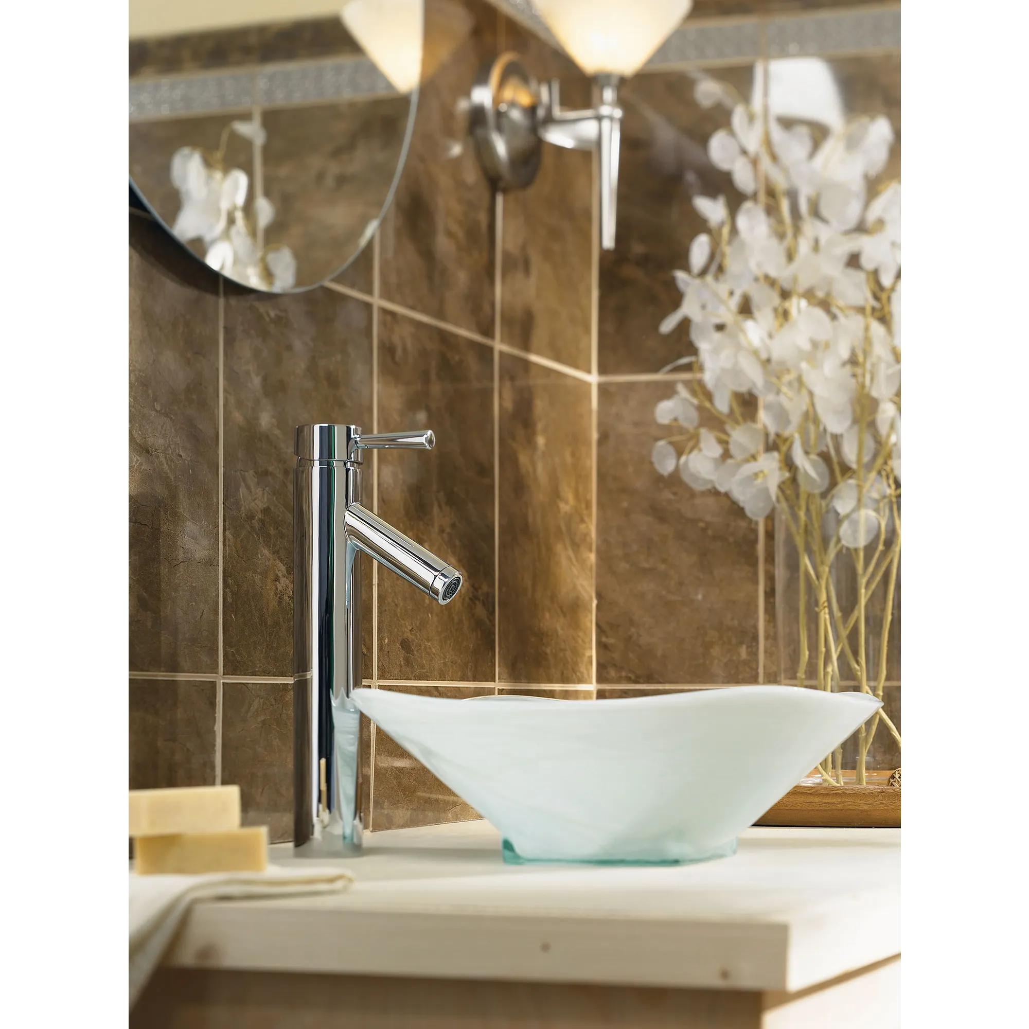 Level Chrome One-Handle Low Arc Vessel Bathroom Faucet - Image 3