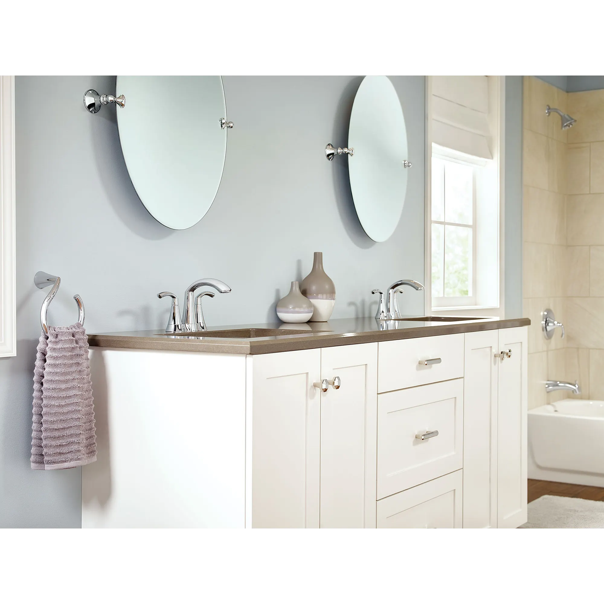Glyde Two-handle Centerset Bathroom Sink Faucet - Image 15