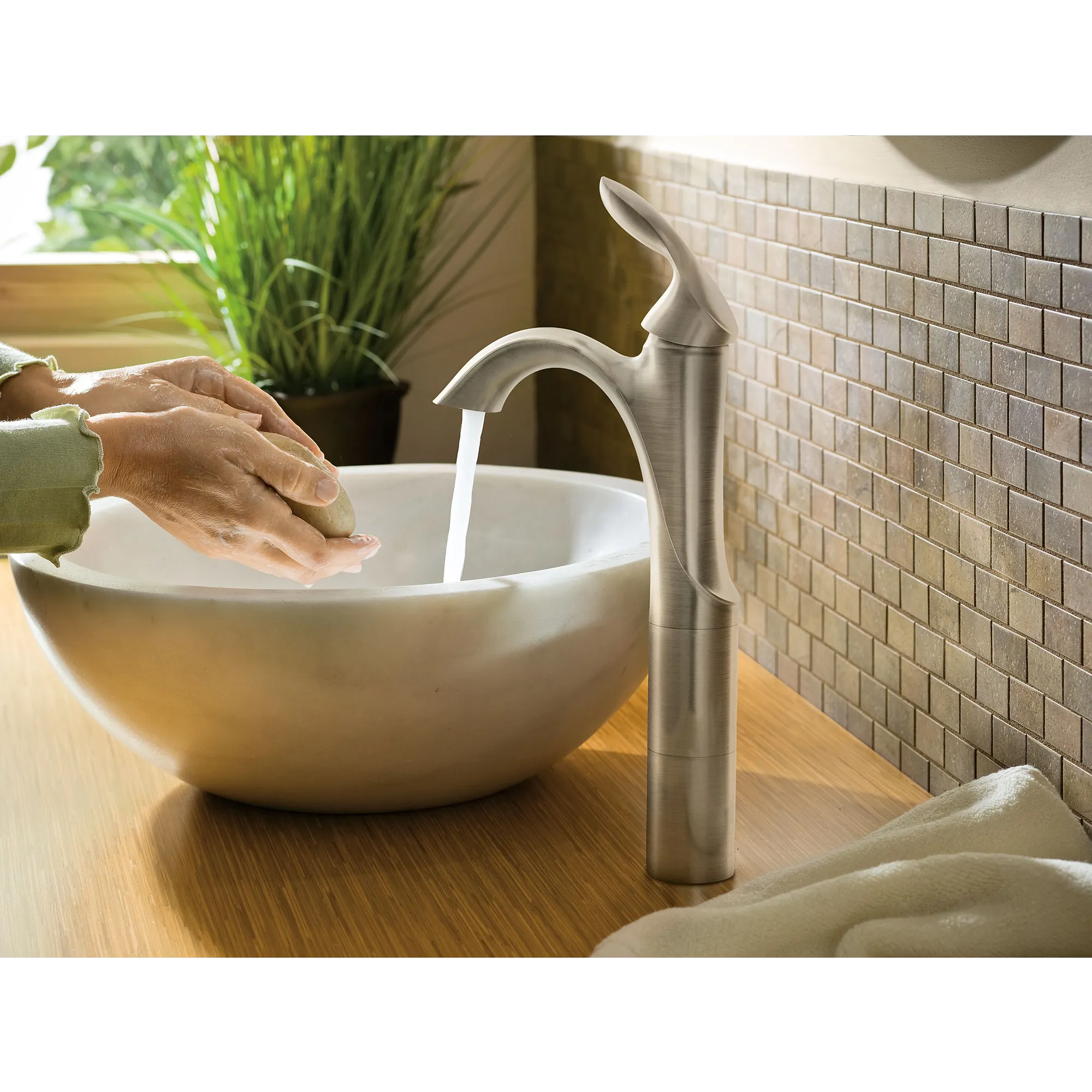 Eva One-handle Bathroom Sink Faucet - Image 15