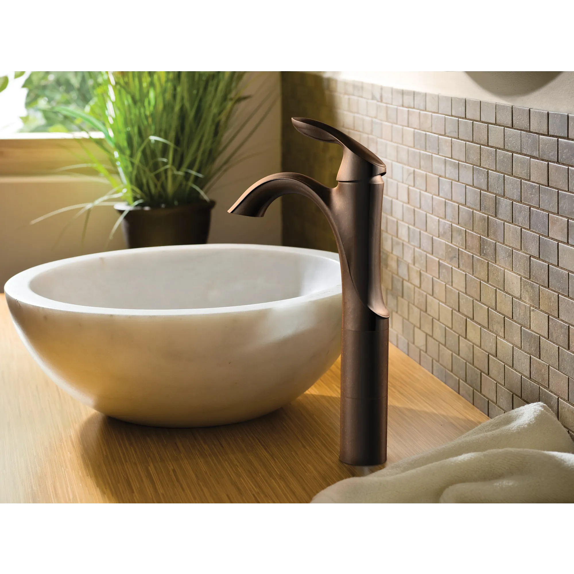 Eva One-handle Bathroom Sink Faucet - Image 9