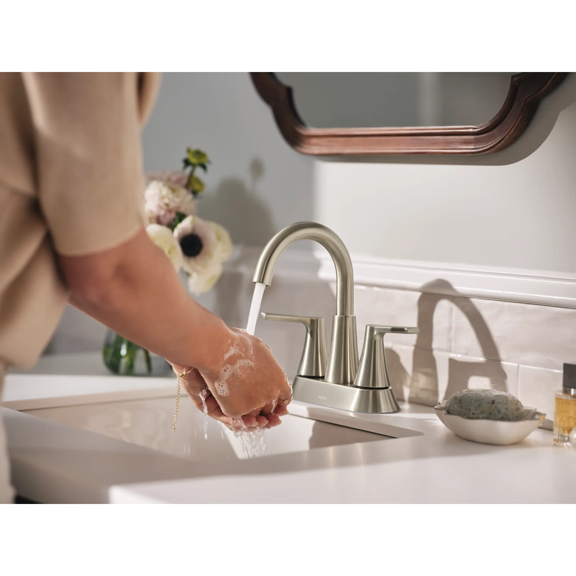 Jase Two-handle Centerset Bathroom Sink Faucet - Image 12
