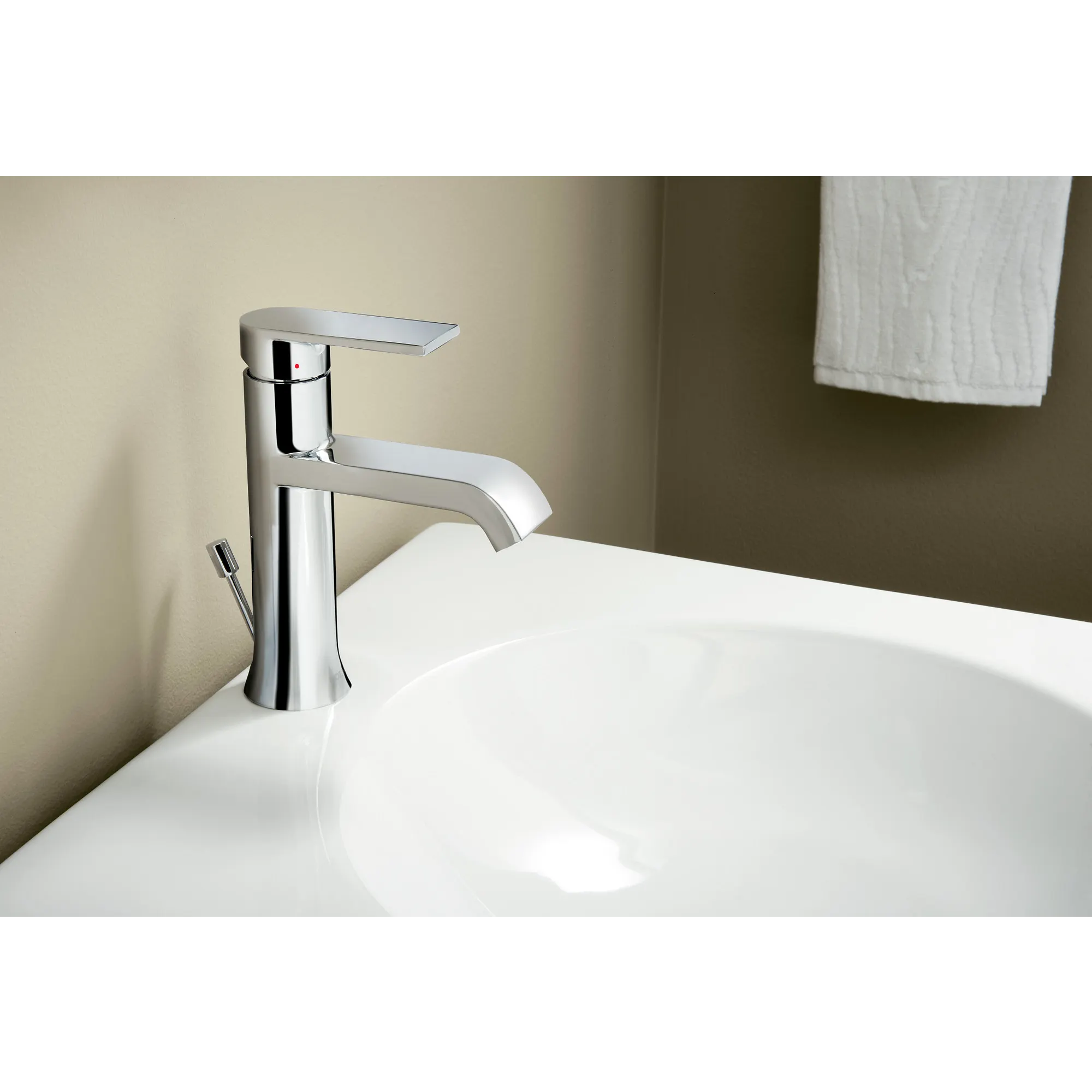 Genta LX One-handle Bathroom Sink Faucet - Image 2