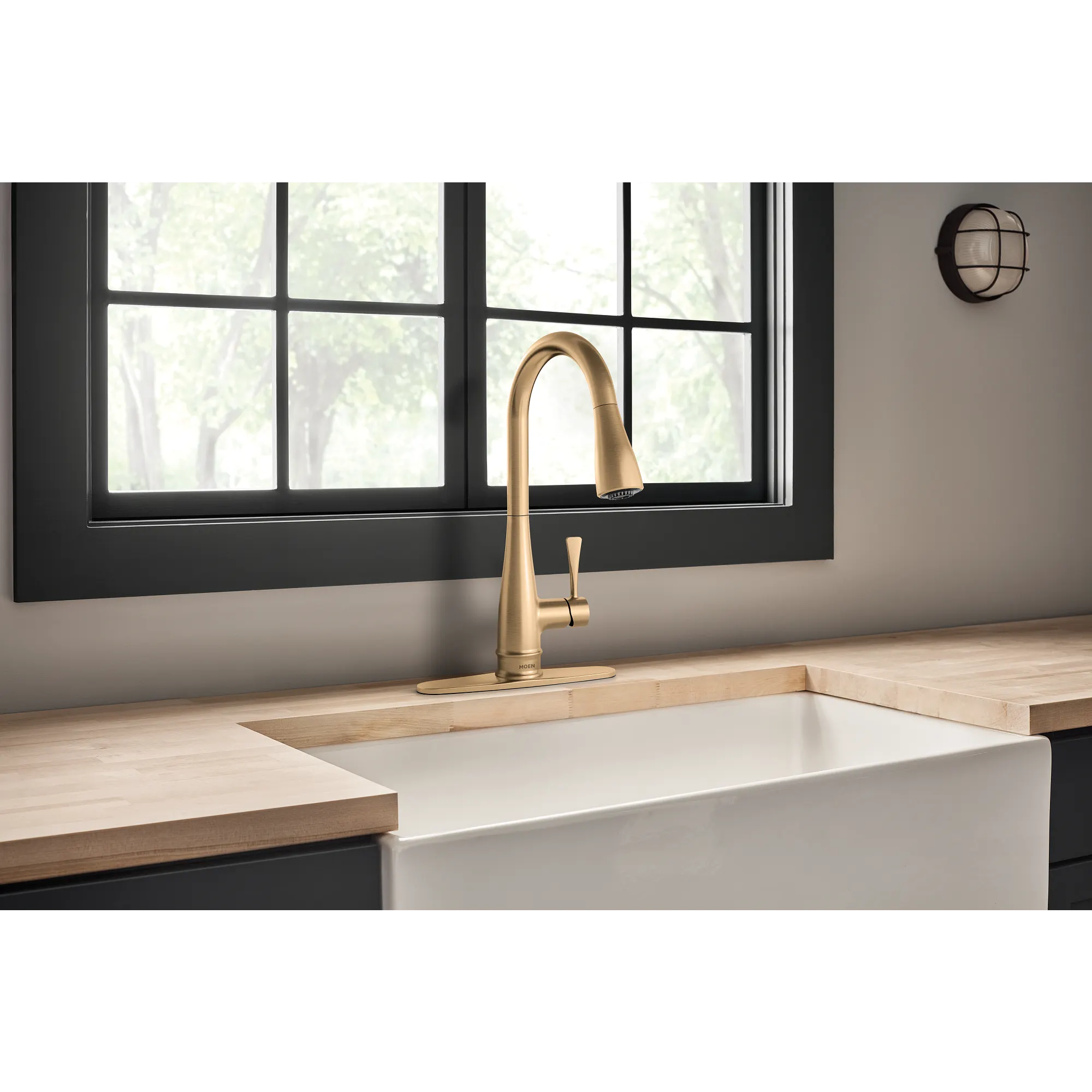 Riverwood Chrome one-handle kitchen faucet - Image 23