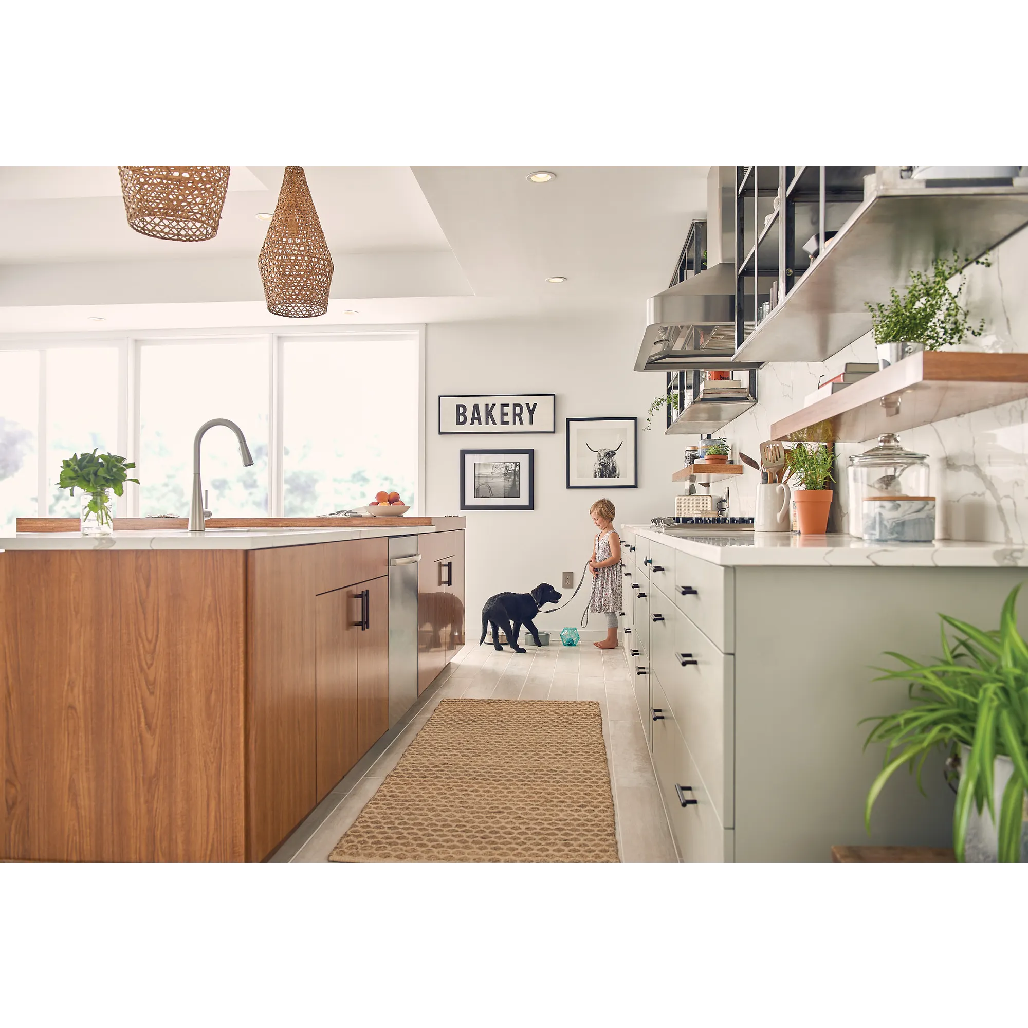 Sleek One-Handle High Arc Pulldown Kitchen Faucet - Image 32