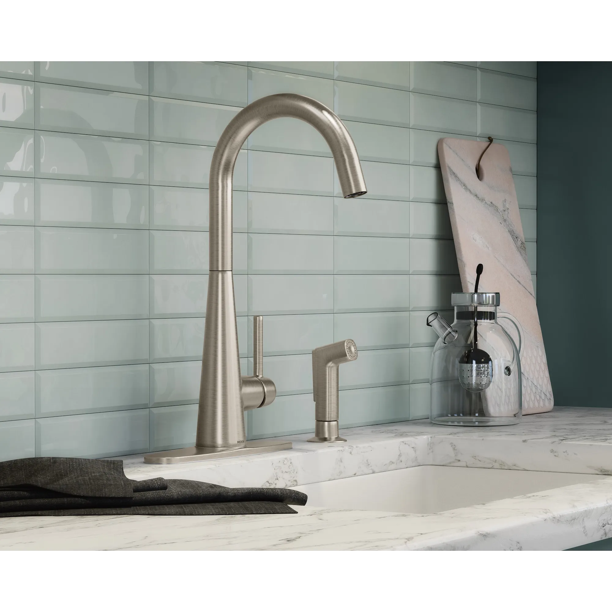 Sleek Chrome One-Handle Kitchen Faucet - Image 9