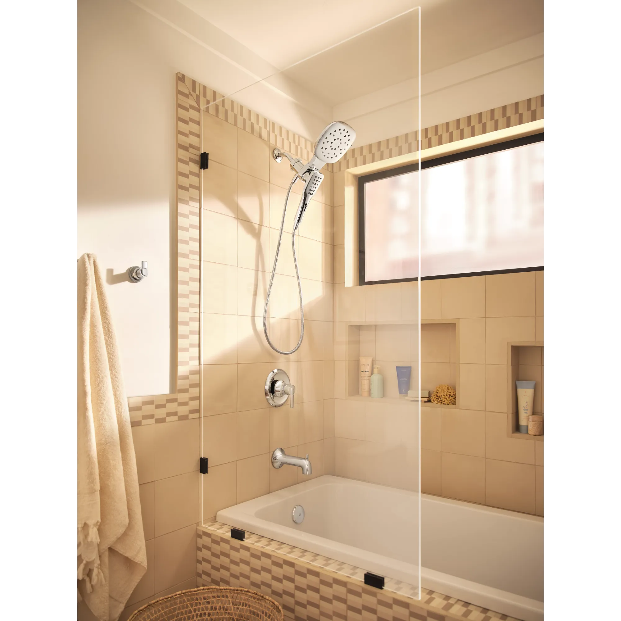 Zyla Chrome Posi-Temp(R) tub/shower - Image 12