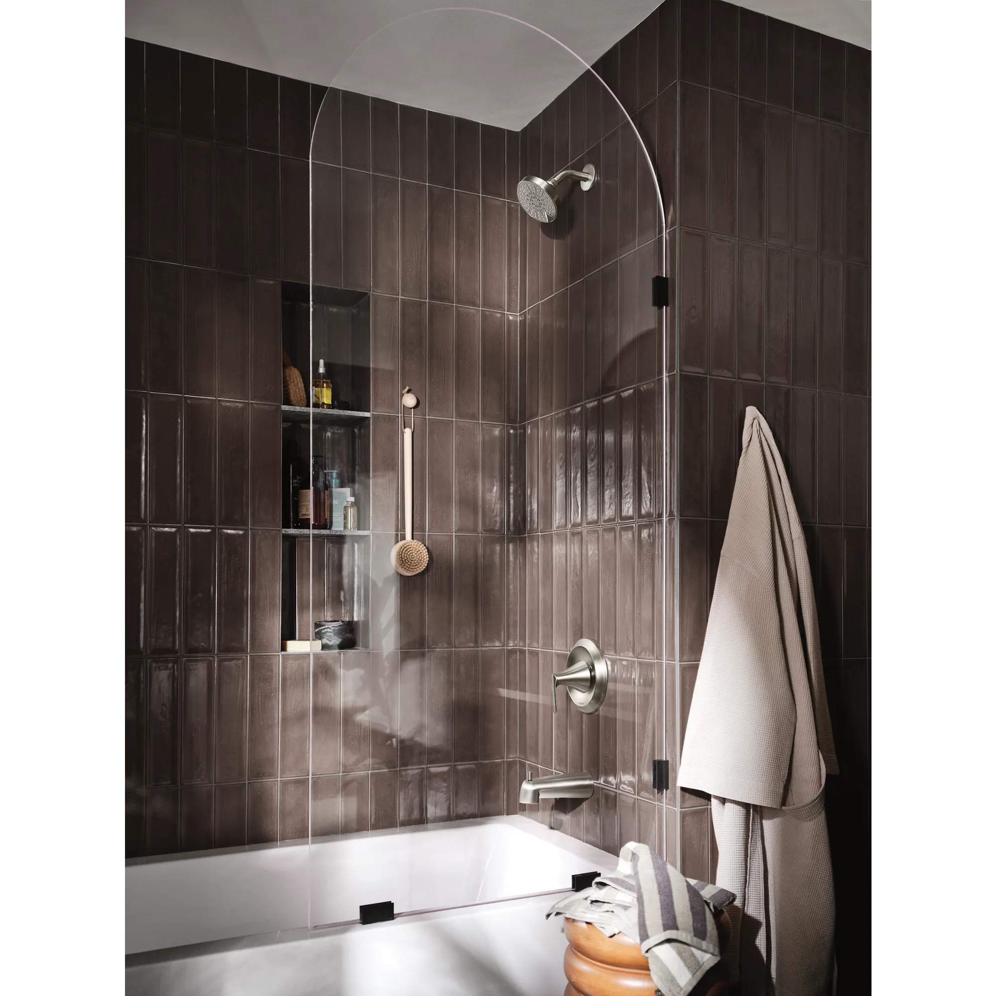 Findlay Chrome Posi-Temp(R) tub/shower - Image 5