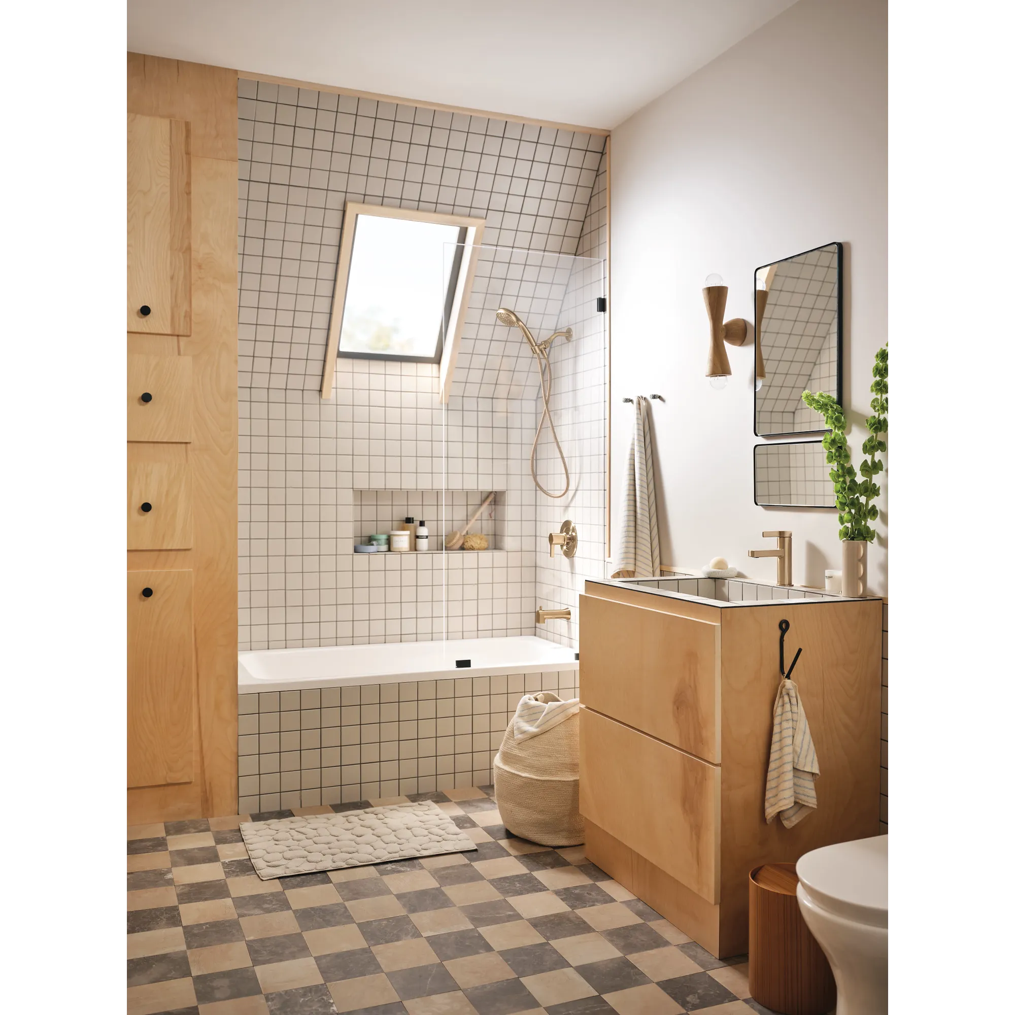 Beric Chrome Posi-Temp(R) tub/shower - Image 30