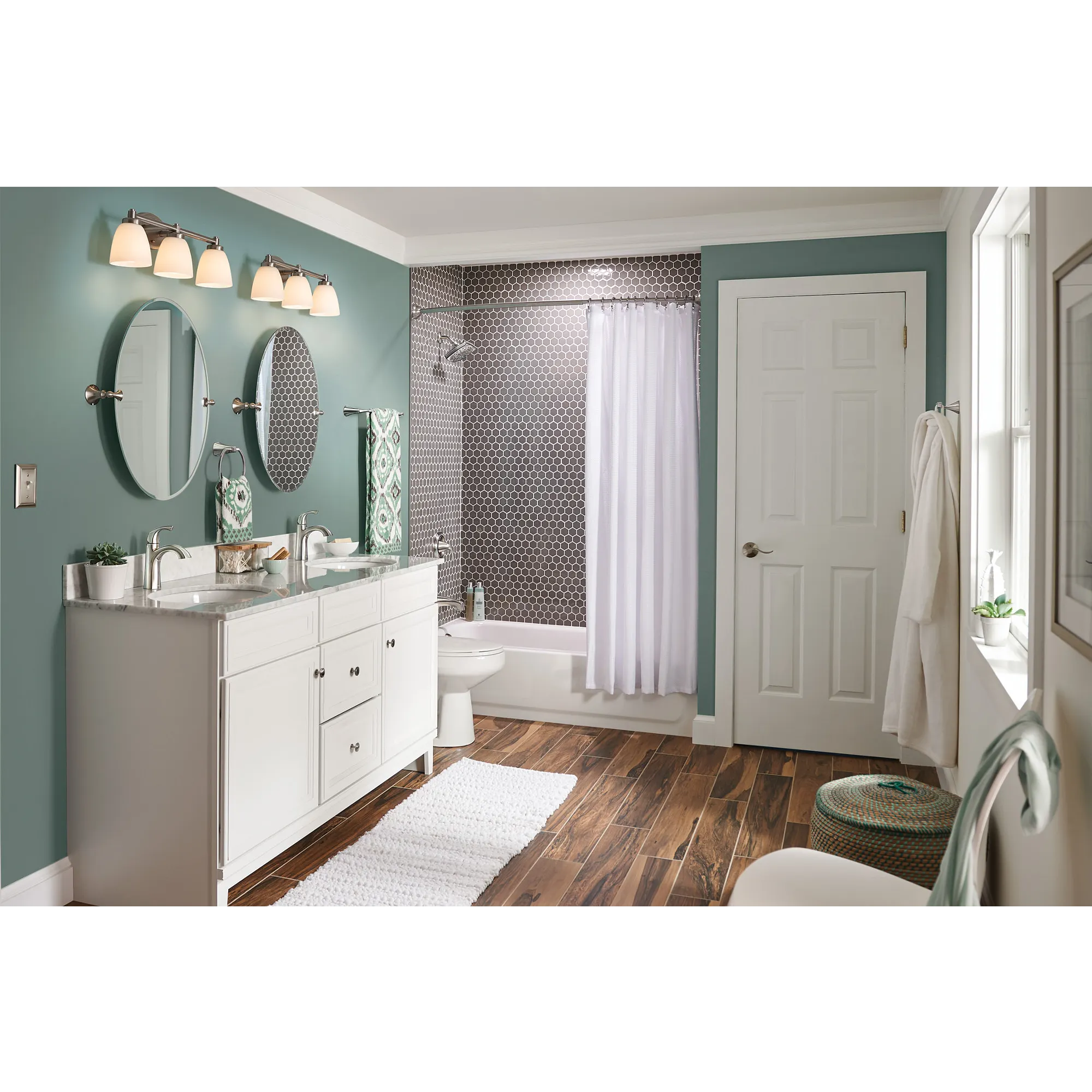 Lindor One-handle Bathroom Sink Faucet - Image 4