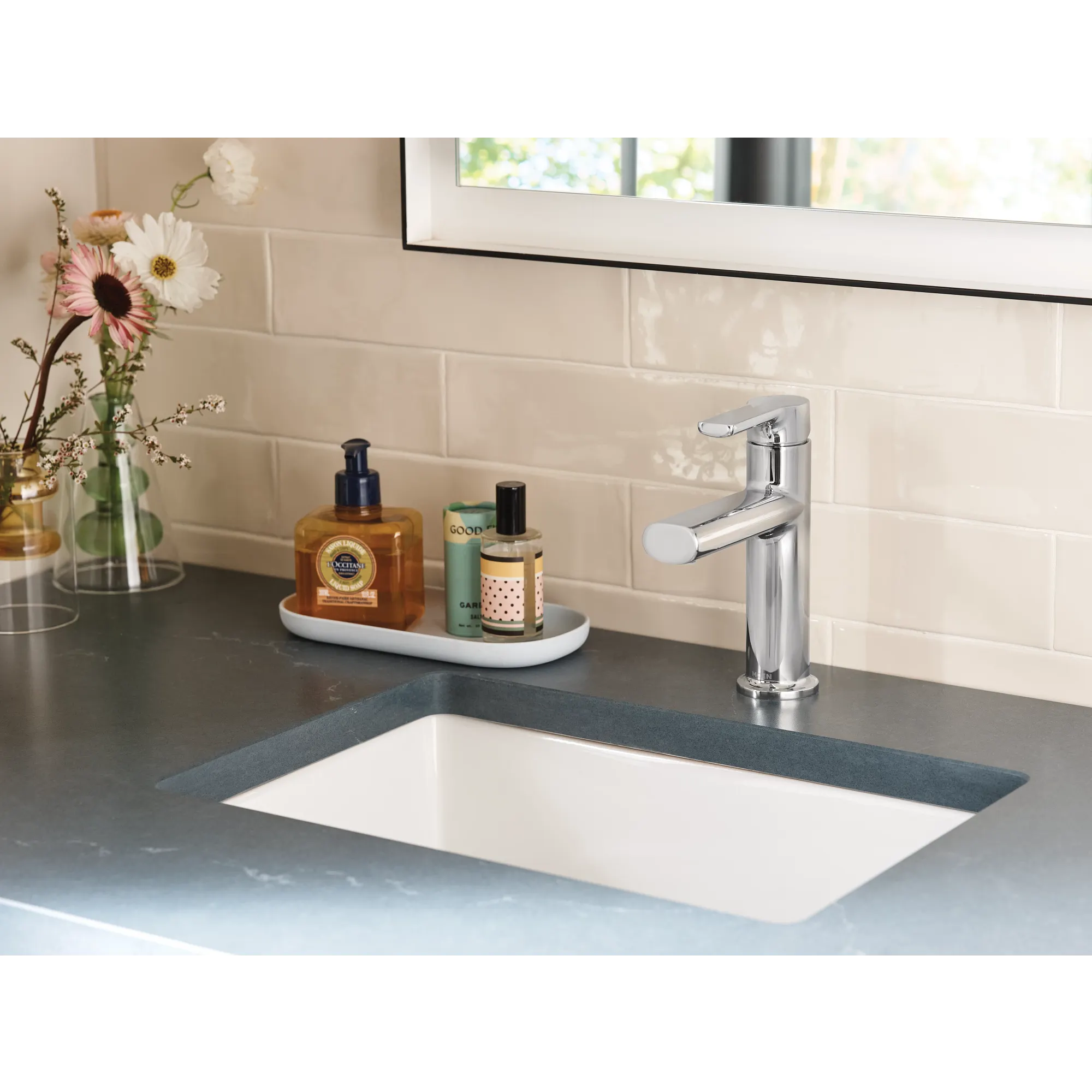 Meena One-handle Bathroom Sink Faucet - Image 4