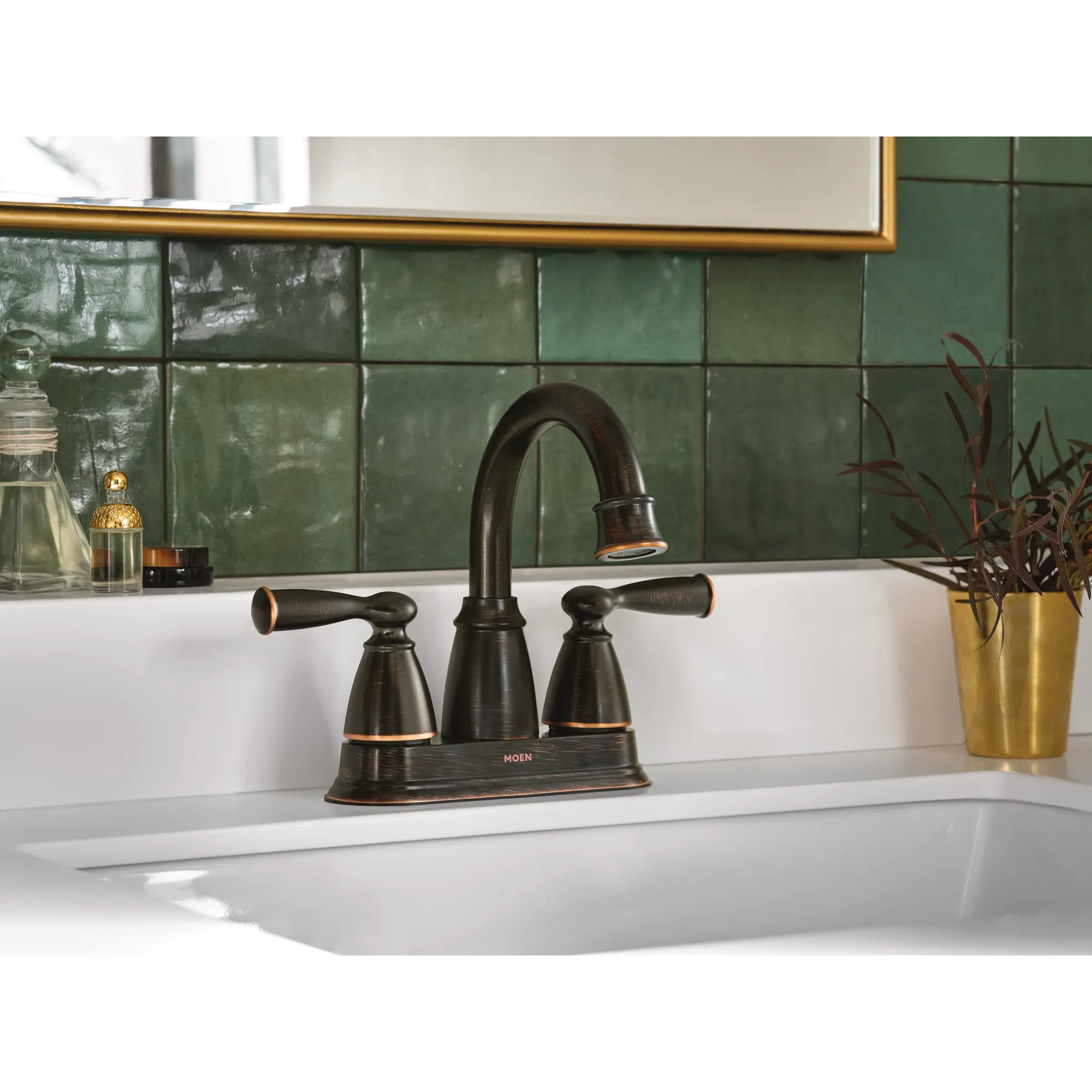 Banbury Two-handle Centerset Bathroom Sink Faucet - Image 12