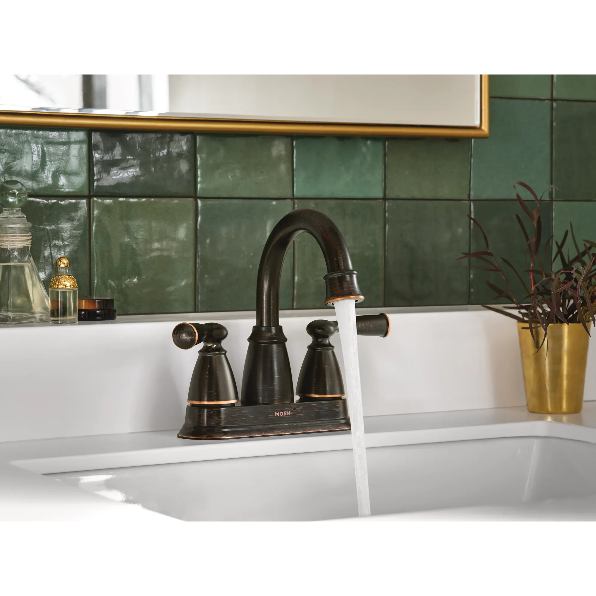 Banbury Two-handle Centerset Bathroom Sink Faucet - Image 13
