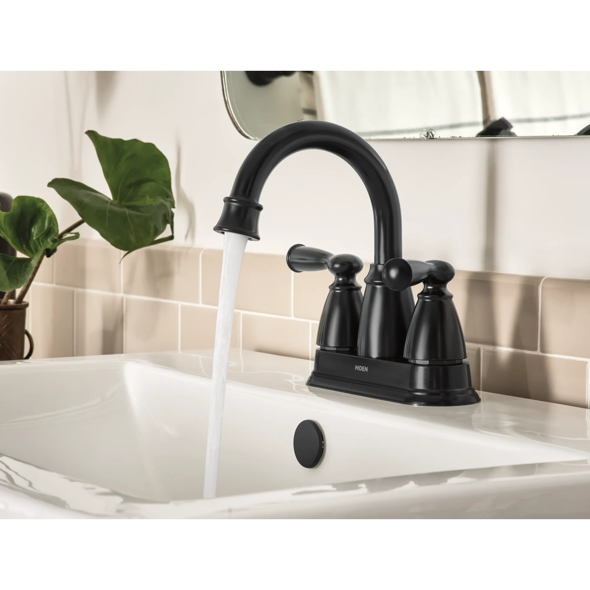 Banbury Two-handle Centerset Bathroom Sink Faucet - Image 8