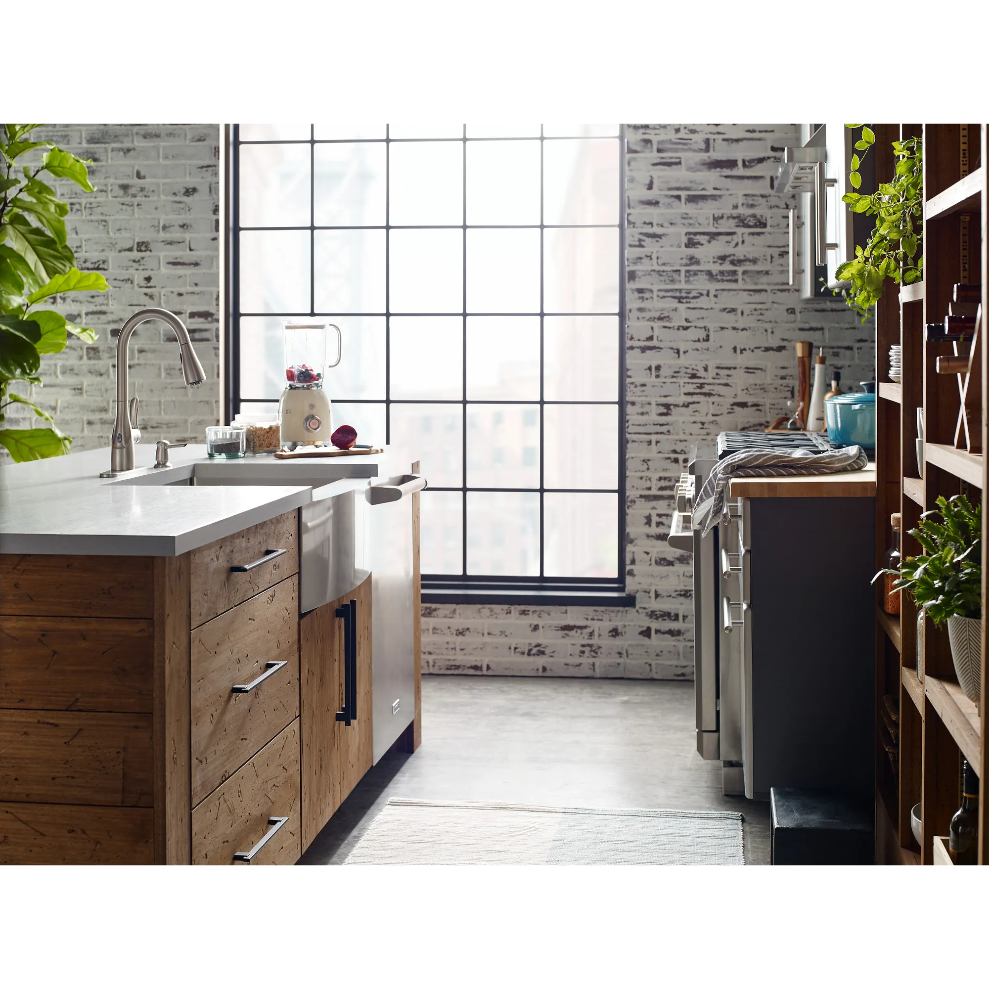 Arlo MotionSense Wave One-Handle Pulldown Touchless Kitchen Faucet - Image 7