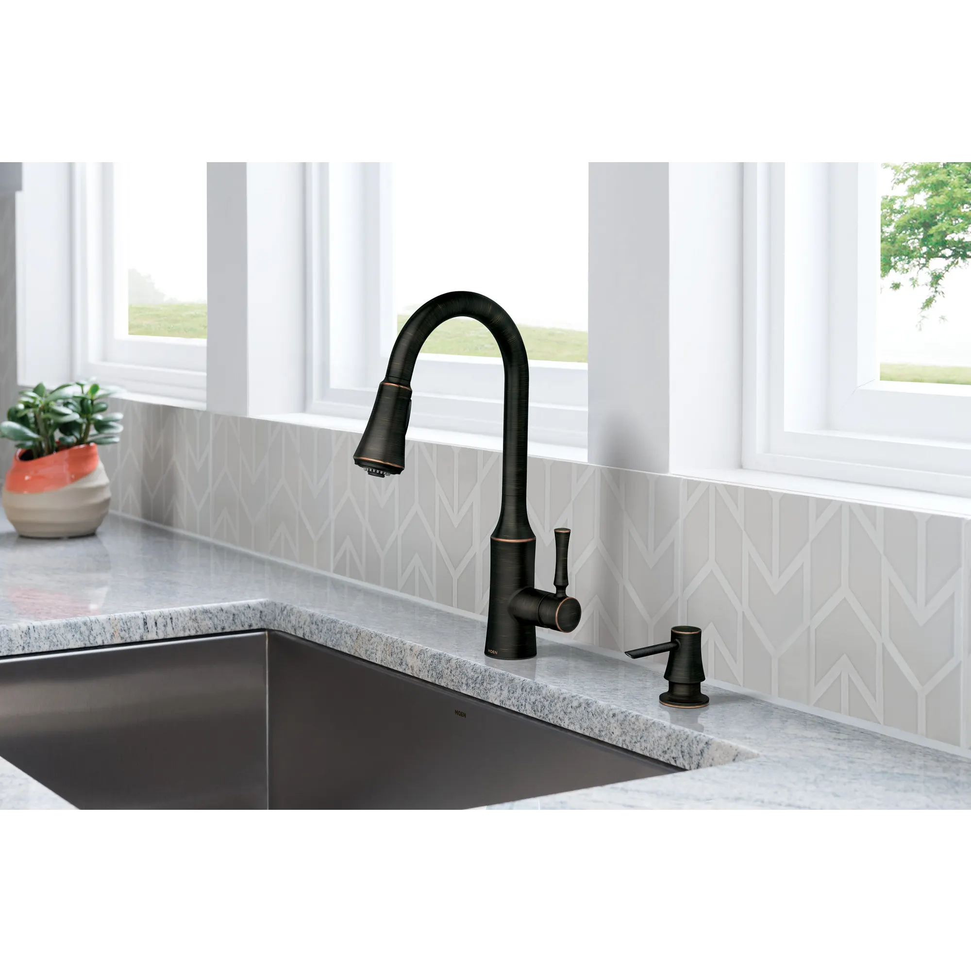 Venango Chrome One-Handle High Arc Pulldown Kitchen Faucet - Image 16