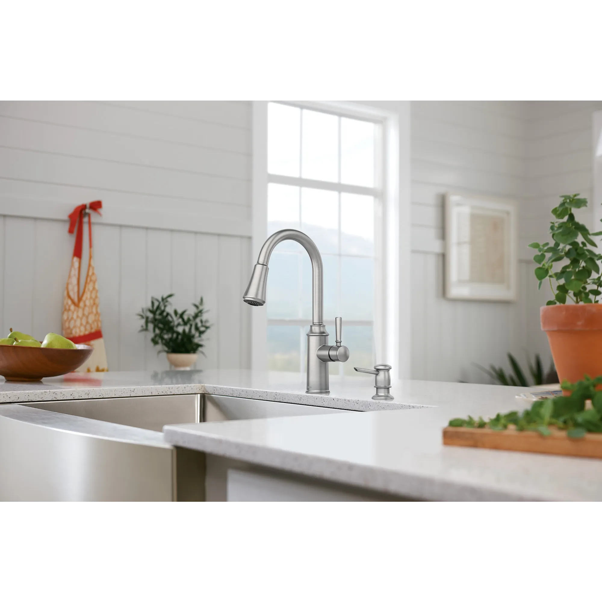 Zabelle One-handle Pulldown Kitchen Faucet - Image 2
