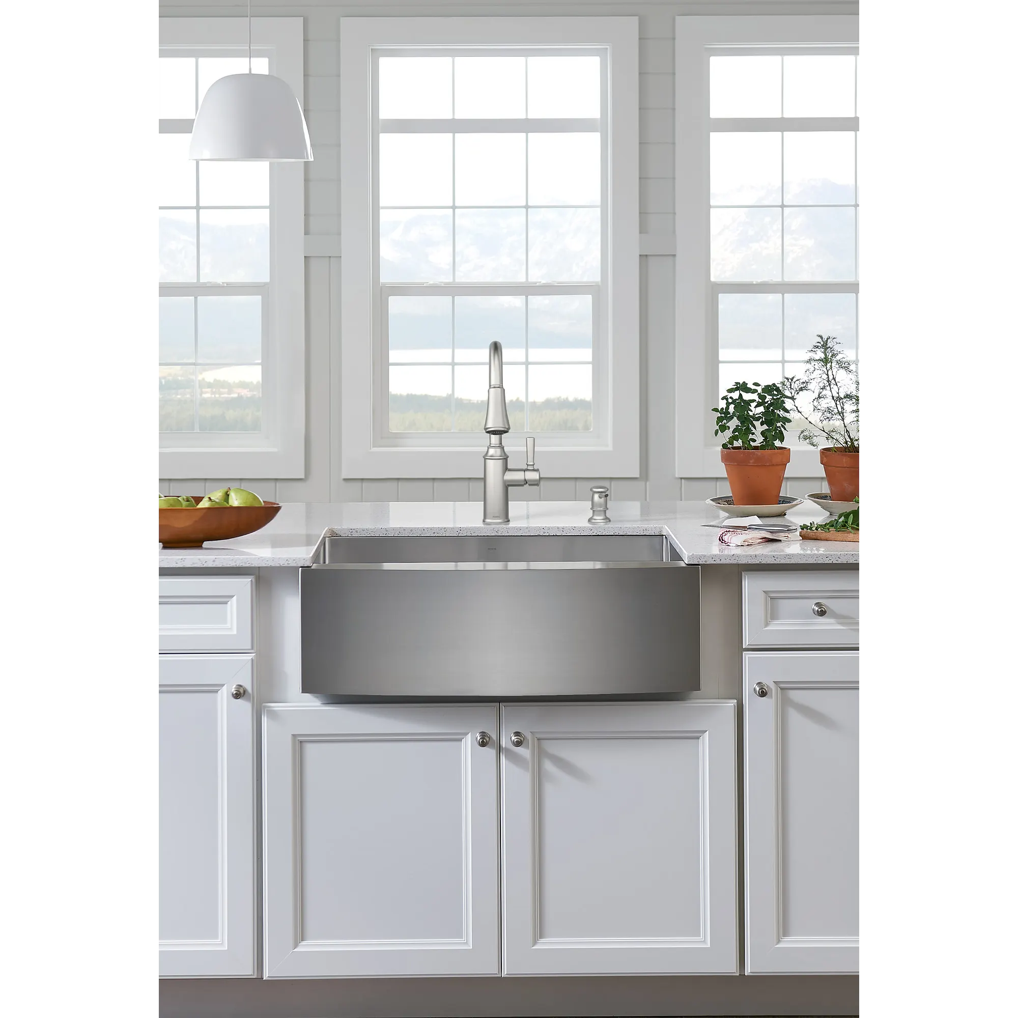 Zabelle One-handle Pulldown Kitchen Faucet - Image 6