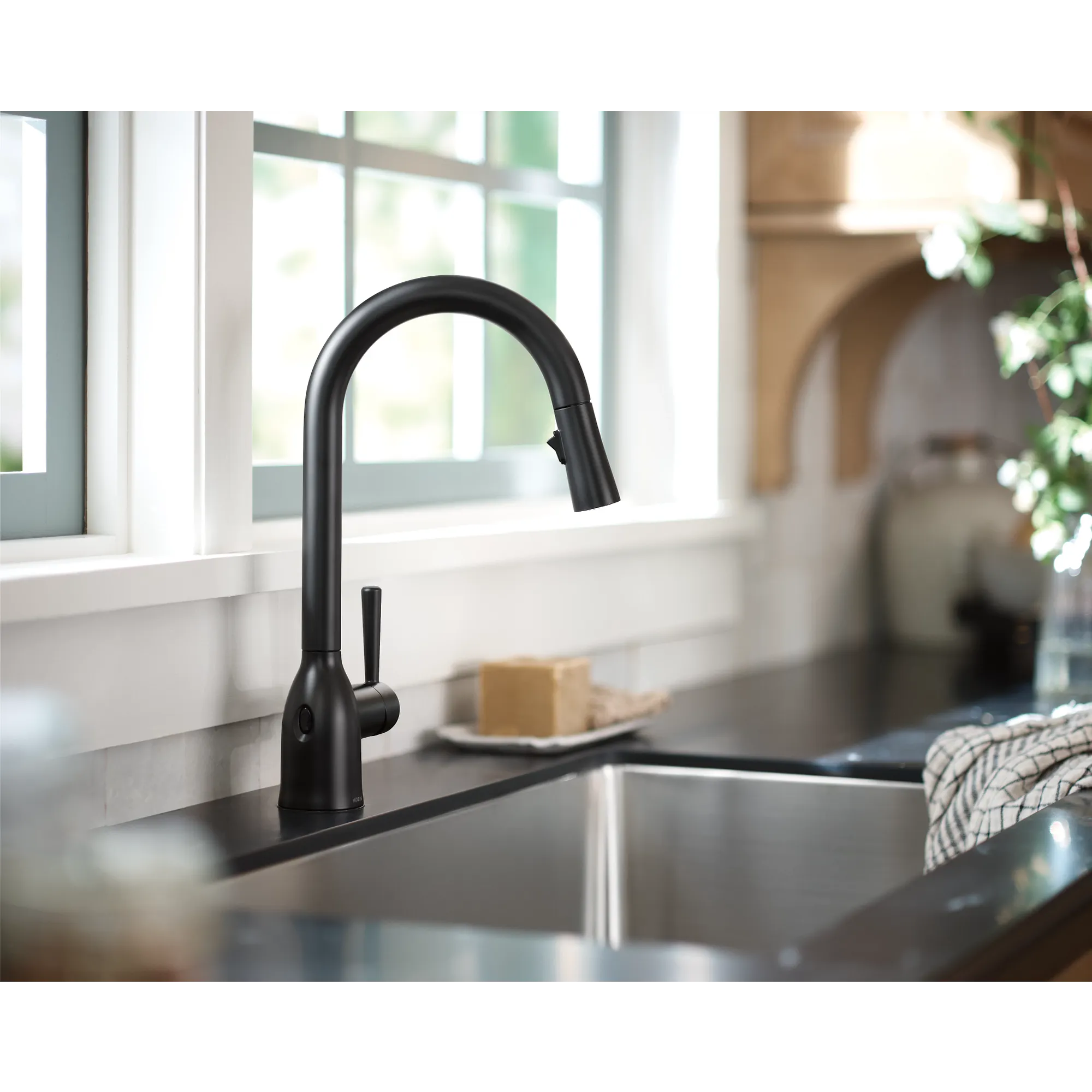 Adler MotionSense Wave One-Handle Pulldown Touchless Kitchen Faucet - Image 22