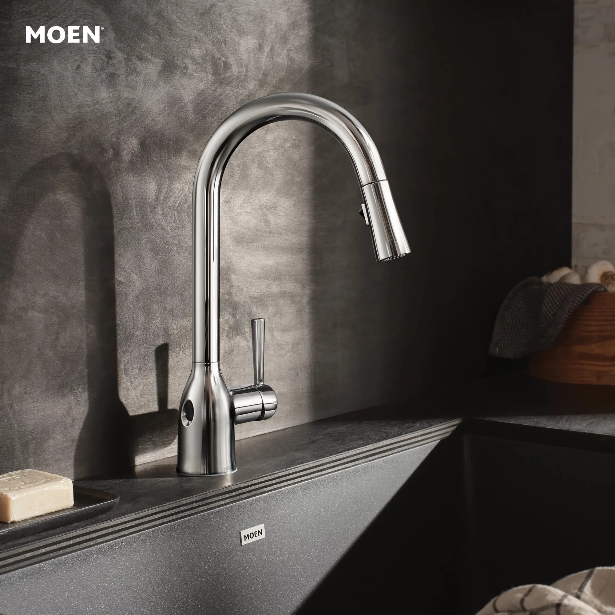 Adler MotionSense Wave One-Handle Pulldown Touchless Kitchen Faucet - Image 3