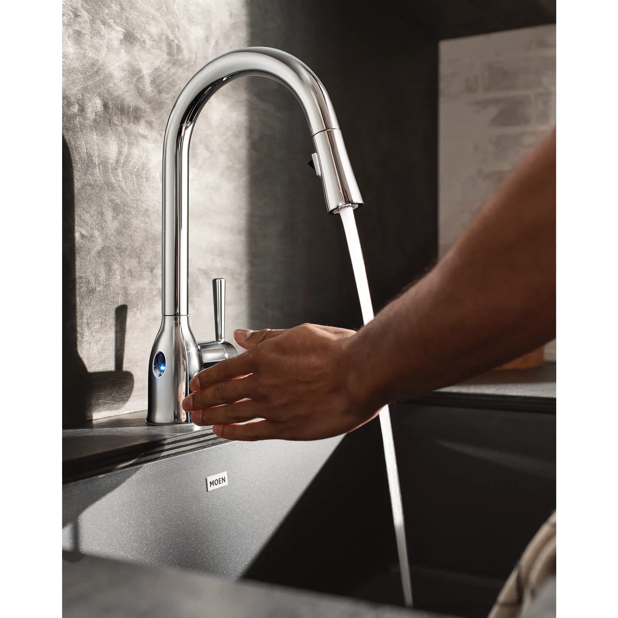 Adler MotionSense Wave One-Handle Pulldown Touchless Kitchen Faucet - Image 7