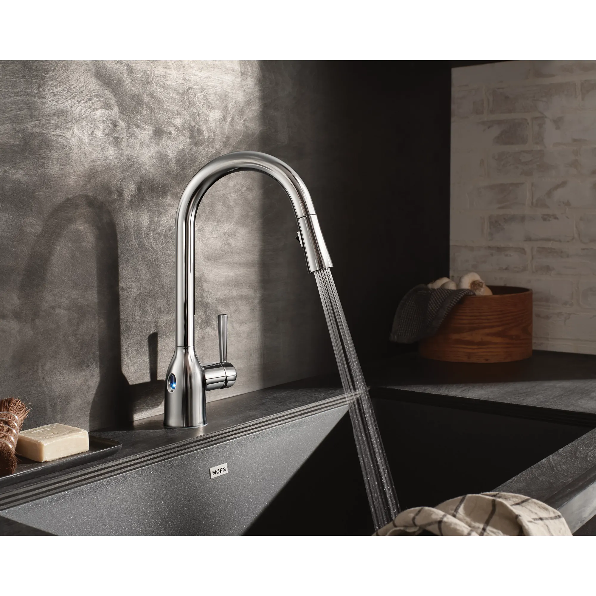 Adler MotionSense Wave One-Handle Pulldown Touchless Kitchen Faucet - Image 9