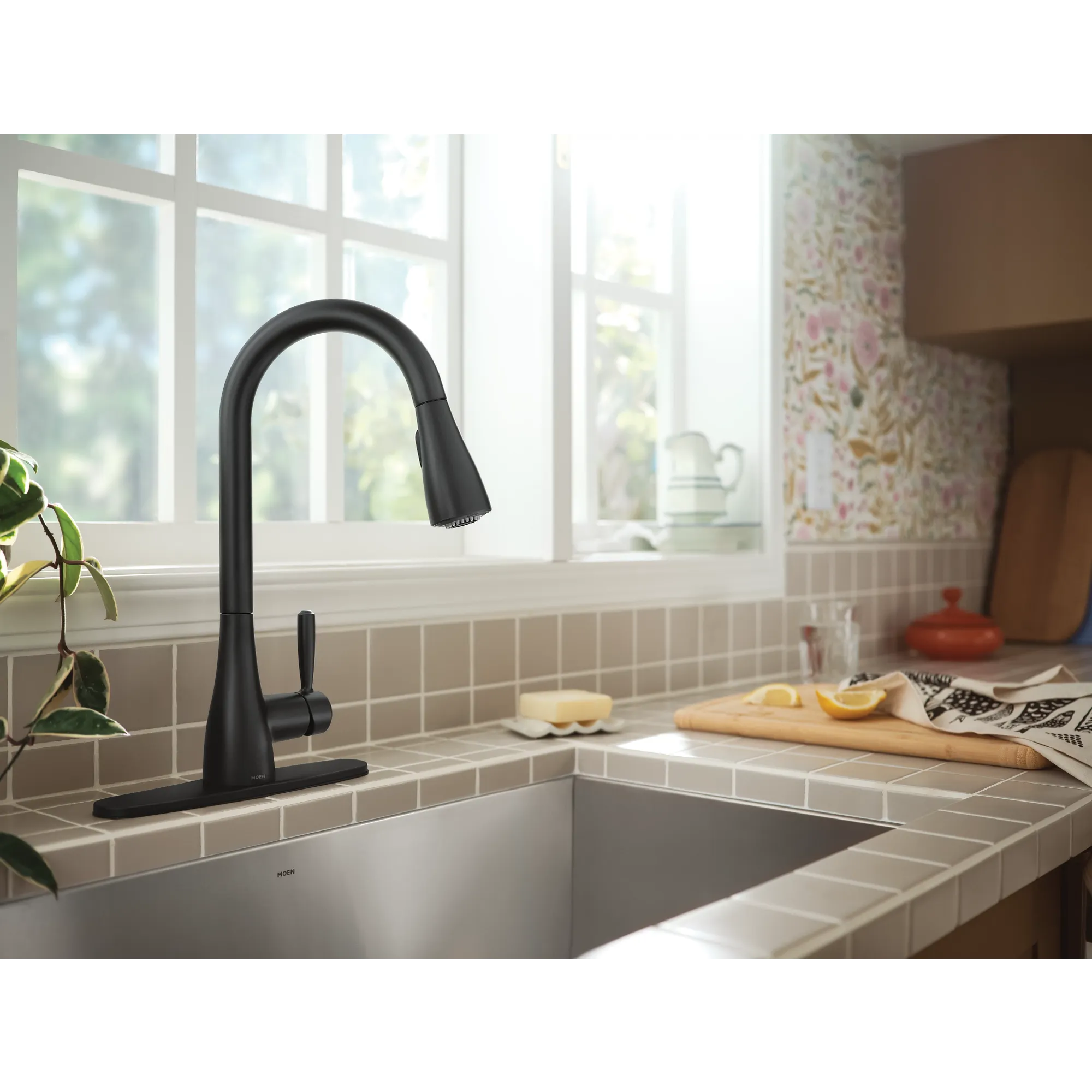Doherty Chrome kitchen faucet - Image 3