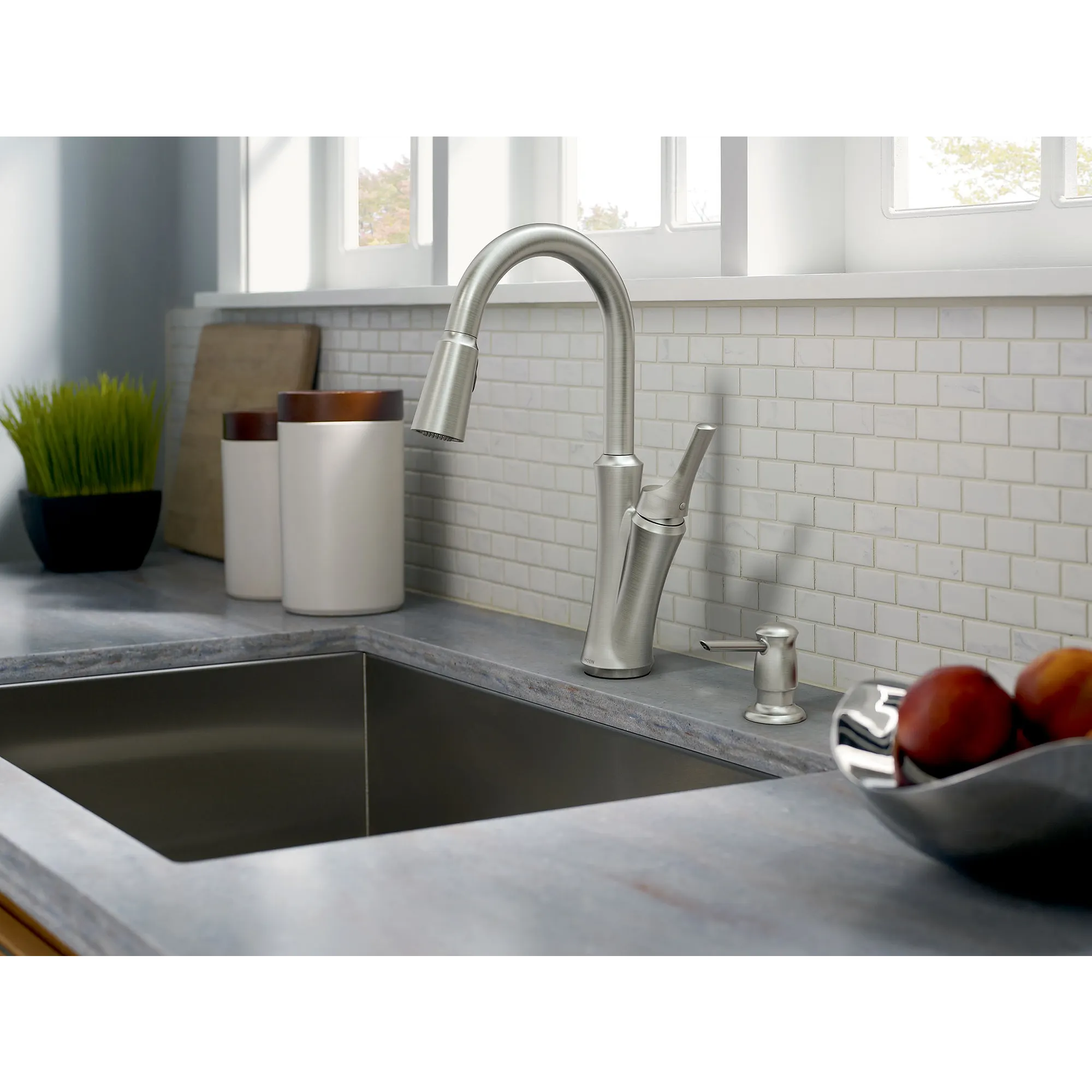 Benson Spot Resist Stainless One-Handle High Arc Pulldown Kitchen Faucet - Image 10