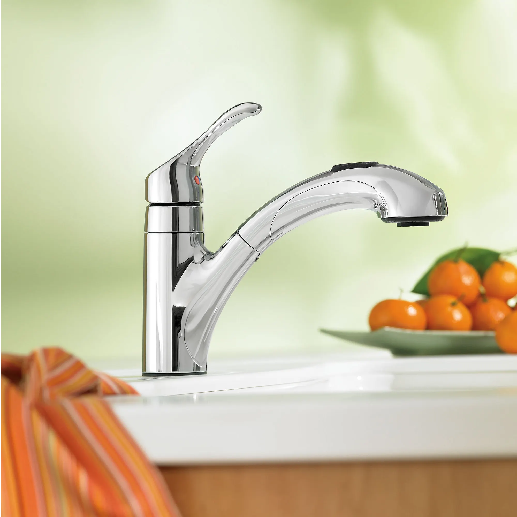 Renzo Chrome one-handle low arc pullout kitchen faucet - Image 2
