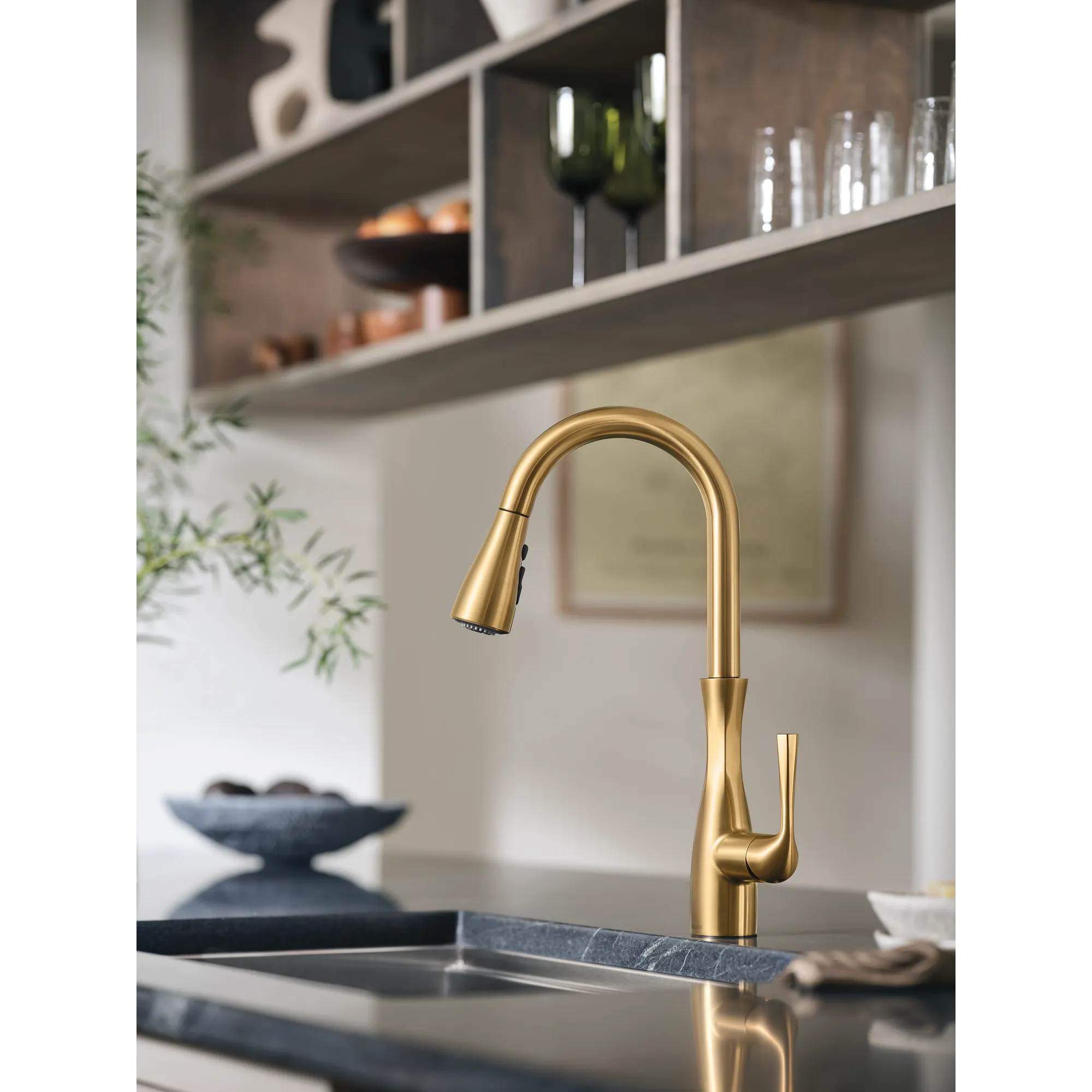 Arlia Chrome one-handle high arc pulldown kitchen faucet - Image 53