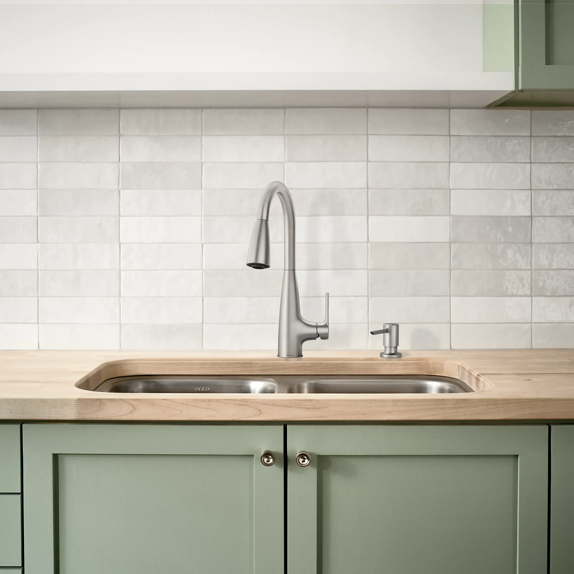 Haelyn One-Handle High Arc Pulldown Kitchen Faucet - Image 32