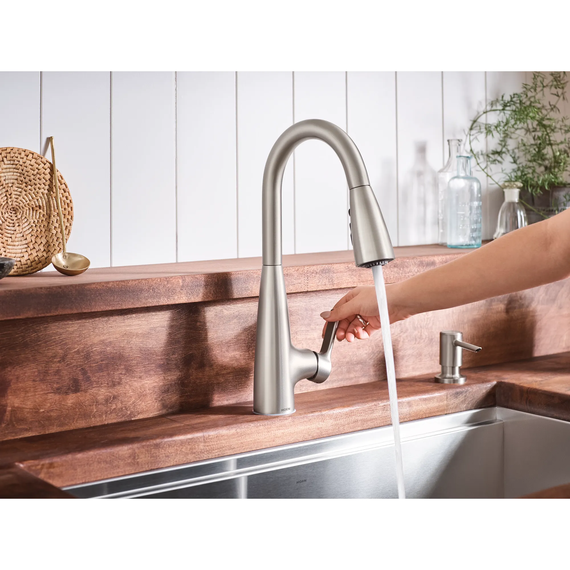 Haelyn One-Handle High Arc Pulldown Kitchen Faucet - Image 41