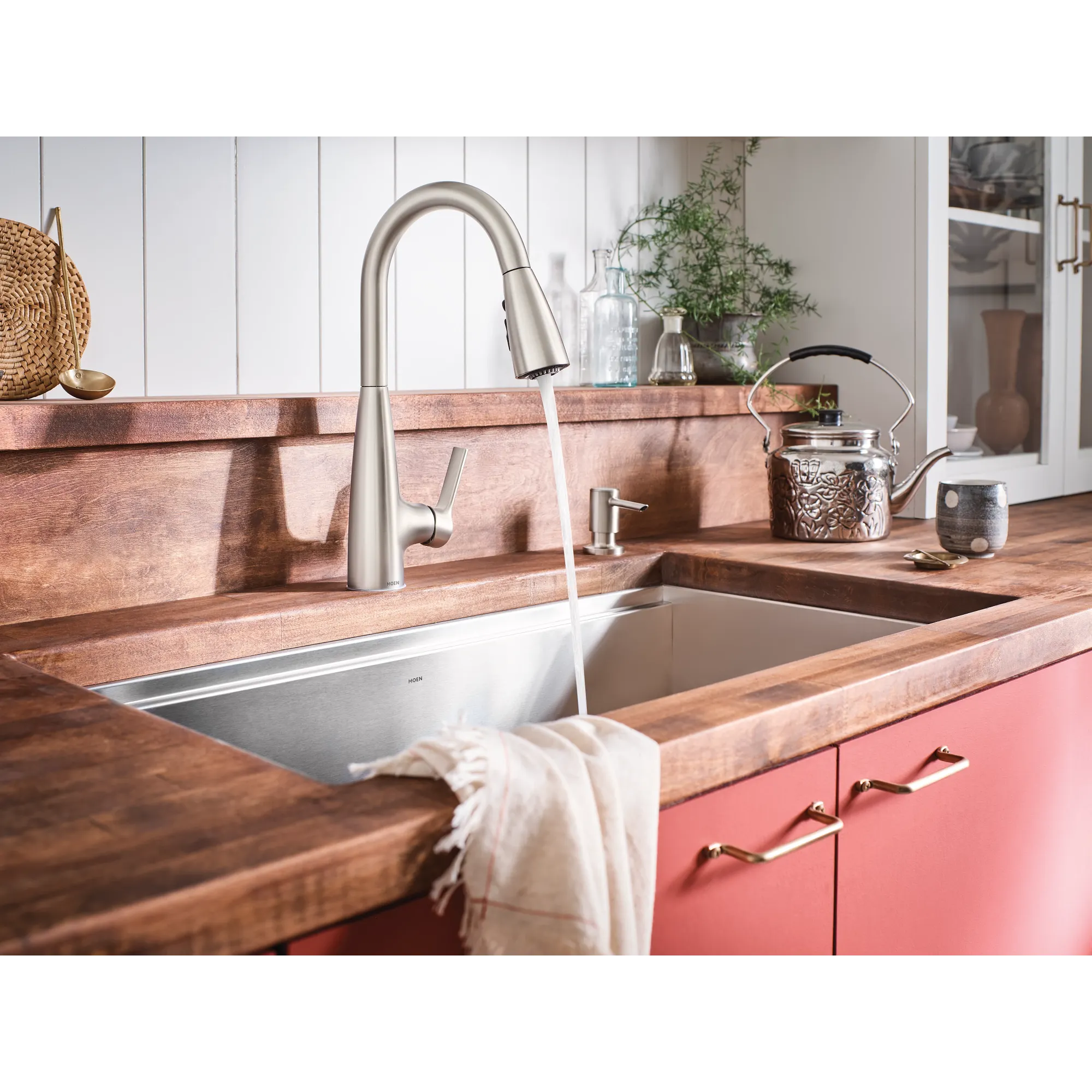 Haelyn One-Handle High Arc Pulldown Kitchen Faucet - Image 46