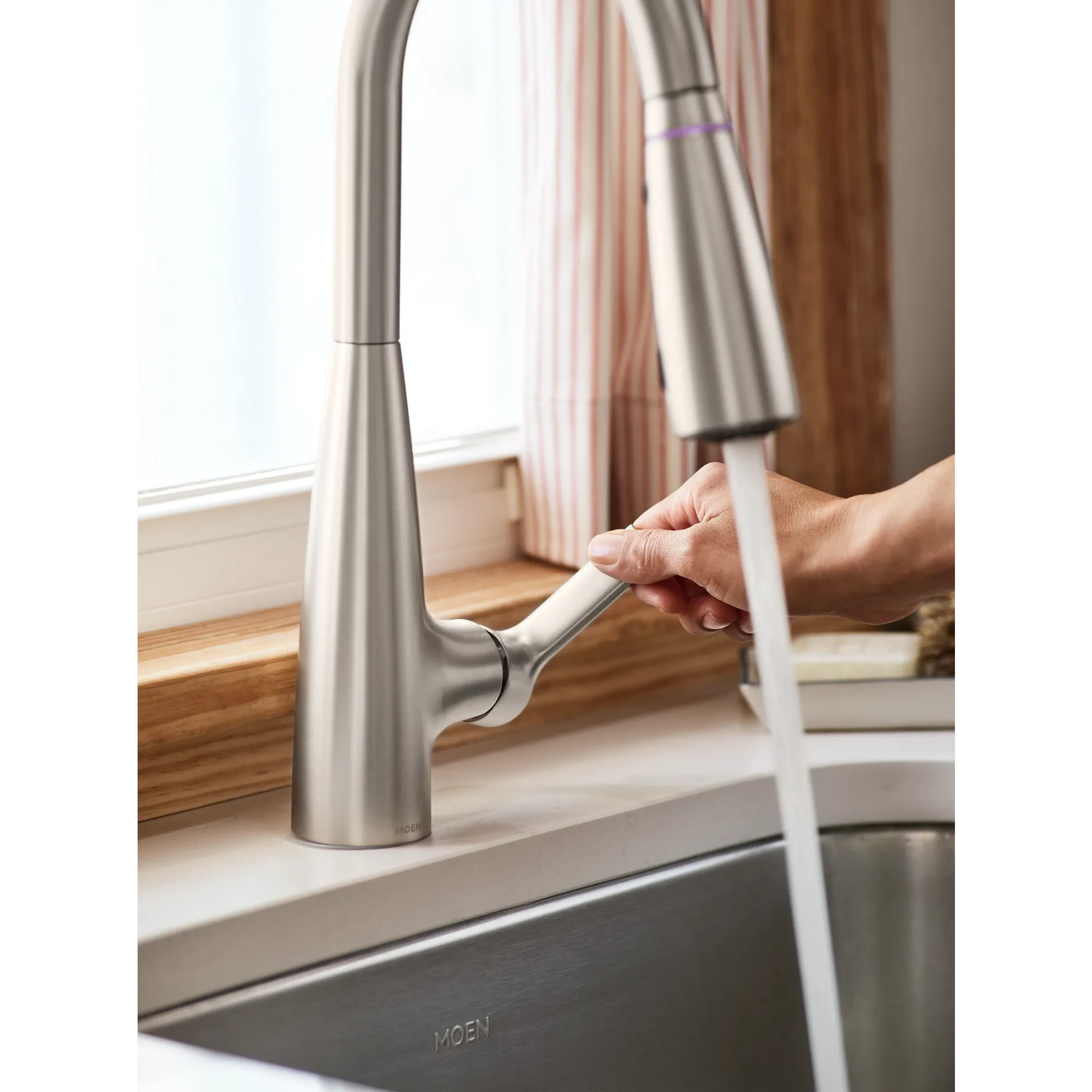Haelyn One-Handle High Arc Pulldown Kitchen Faucet With ColorCue® - Image 16