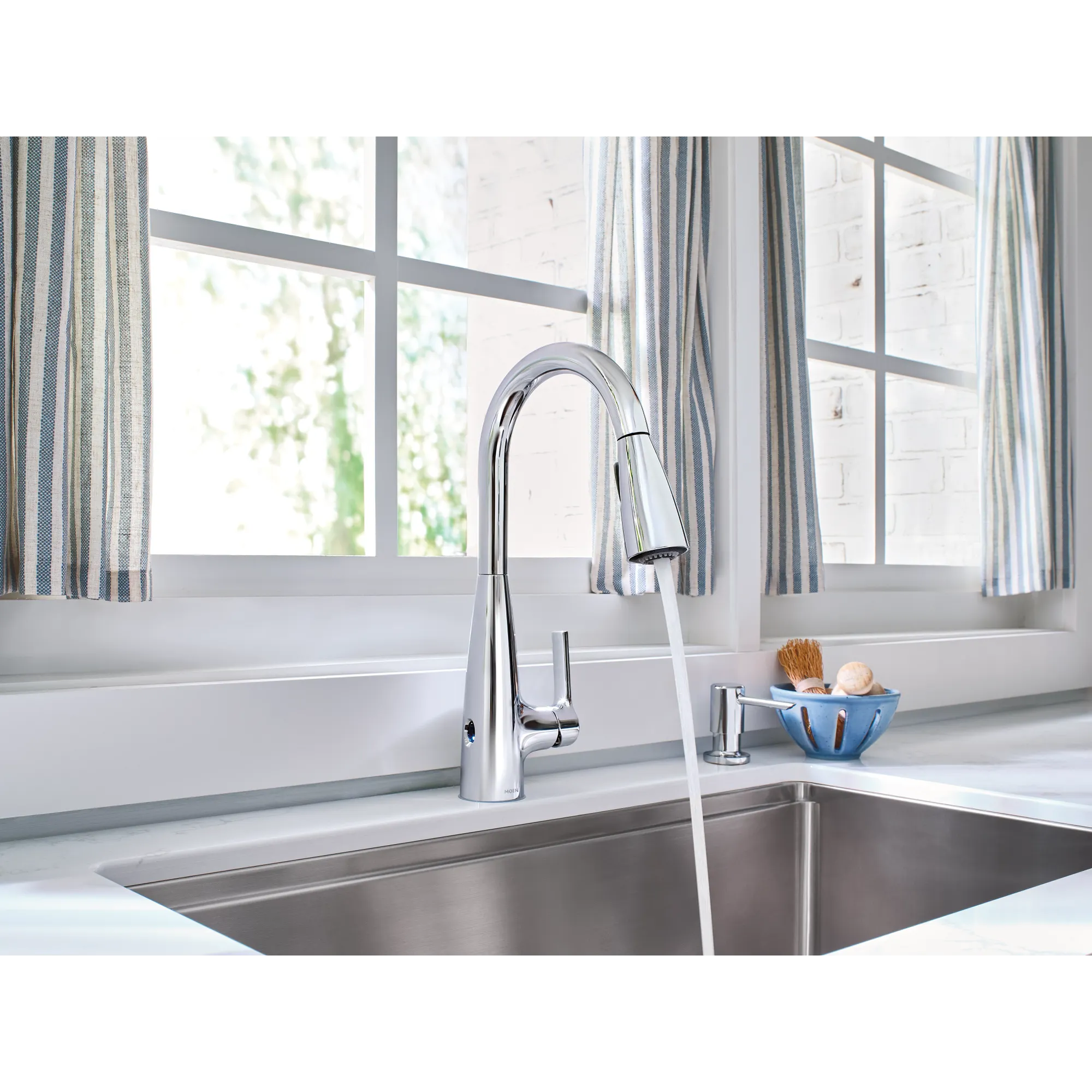 Haelyn MotionSense Wave One-Handle Pulldown Touchless Kitchen Faucet - Image 9