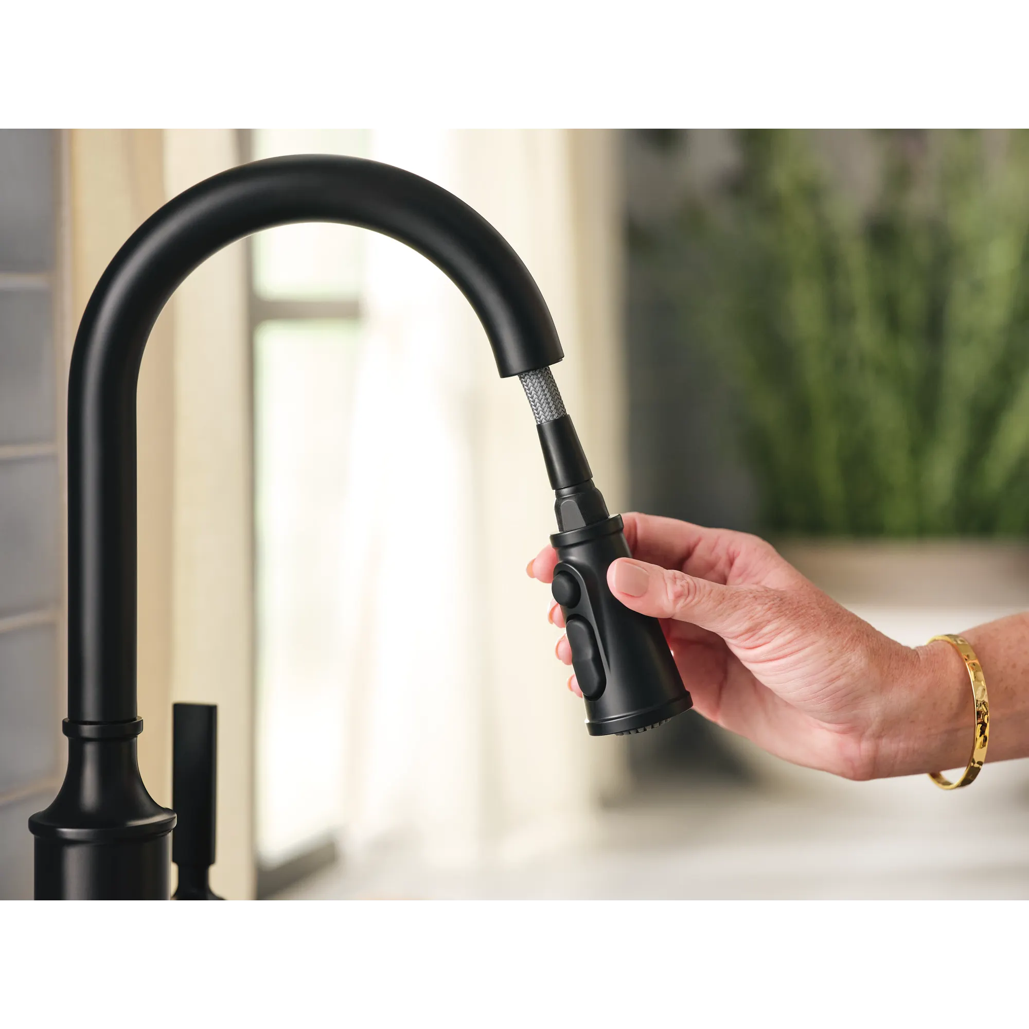 Gilden One-Handle High Arc Pulldown Kitchen Faucet - Image 19