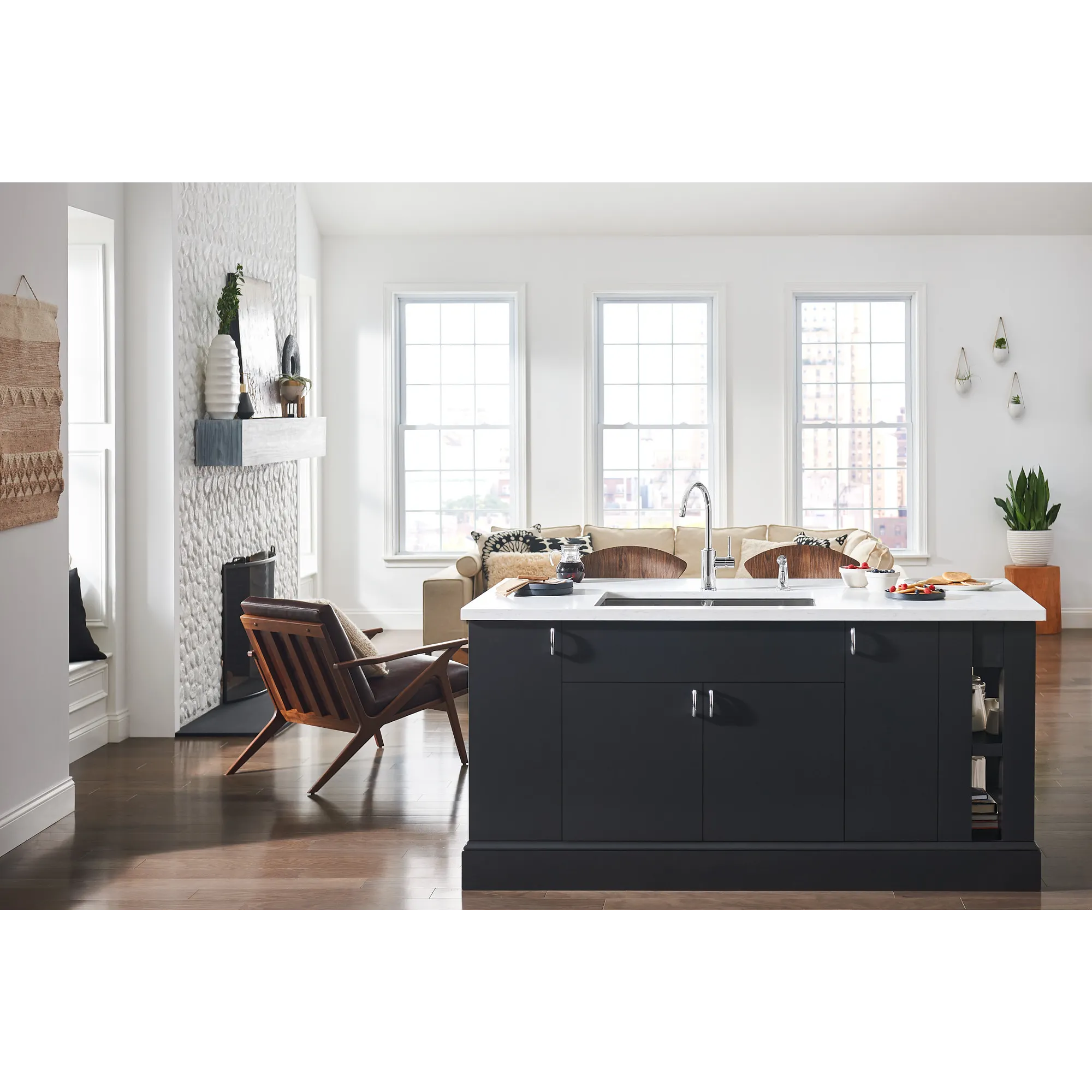 Sombra One-Handle Kitchen Faucet - Image 16