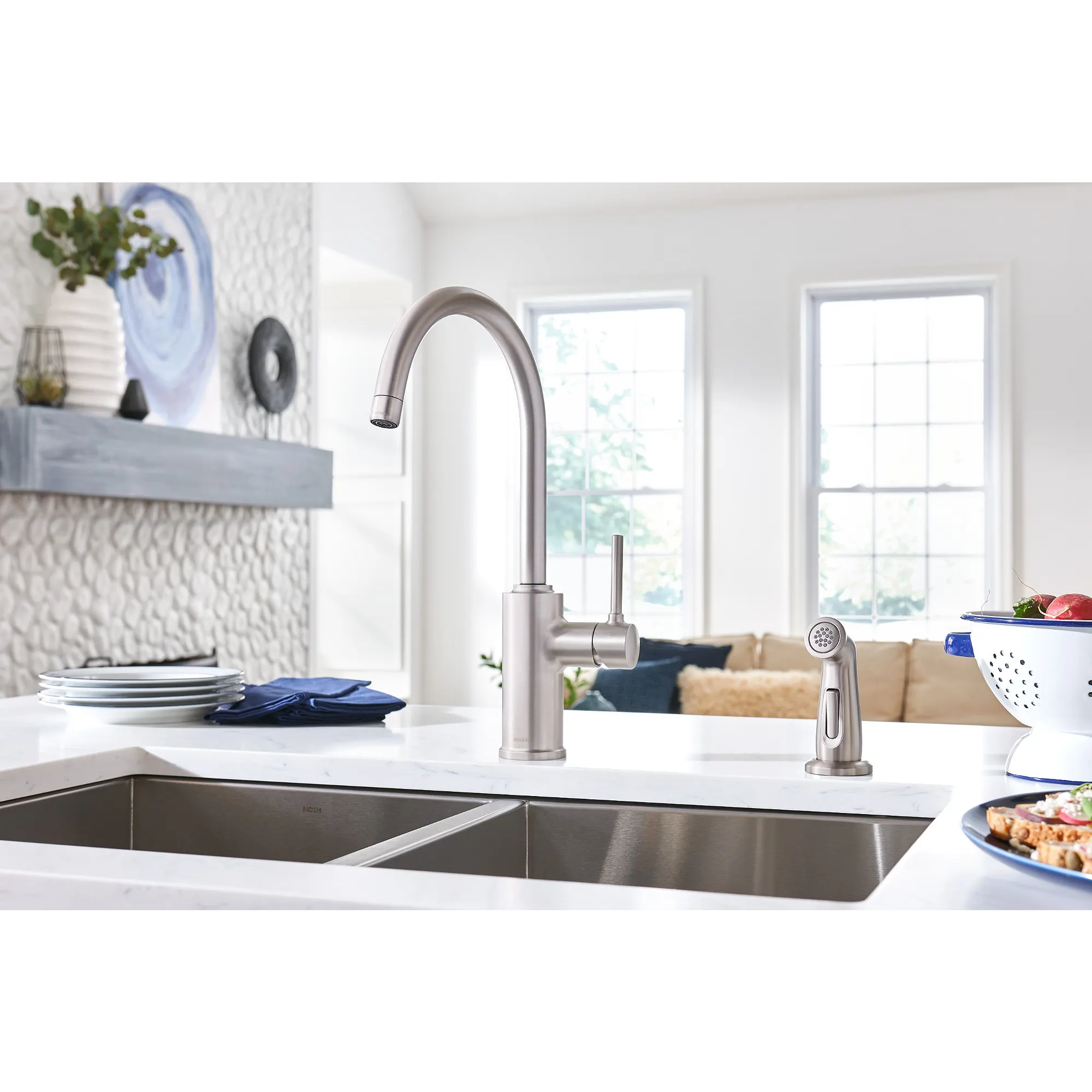 Sombra One-Handle Kitchen Faucet - Image 24