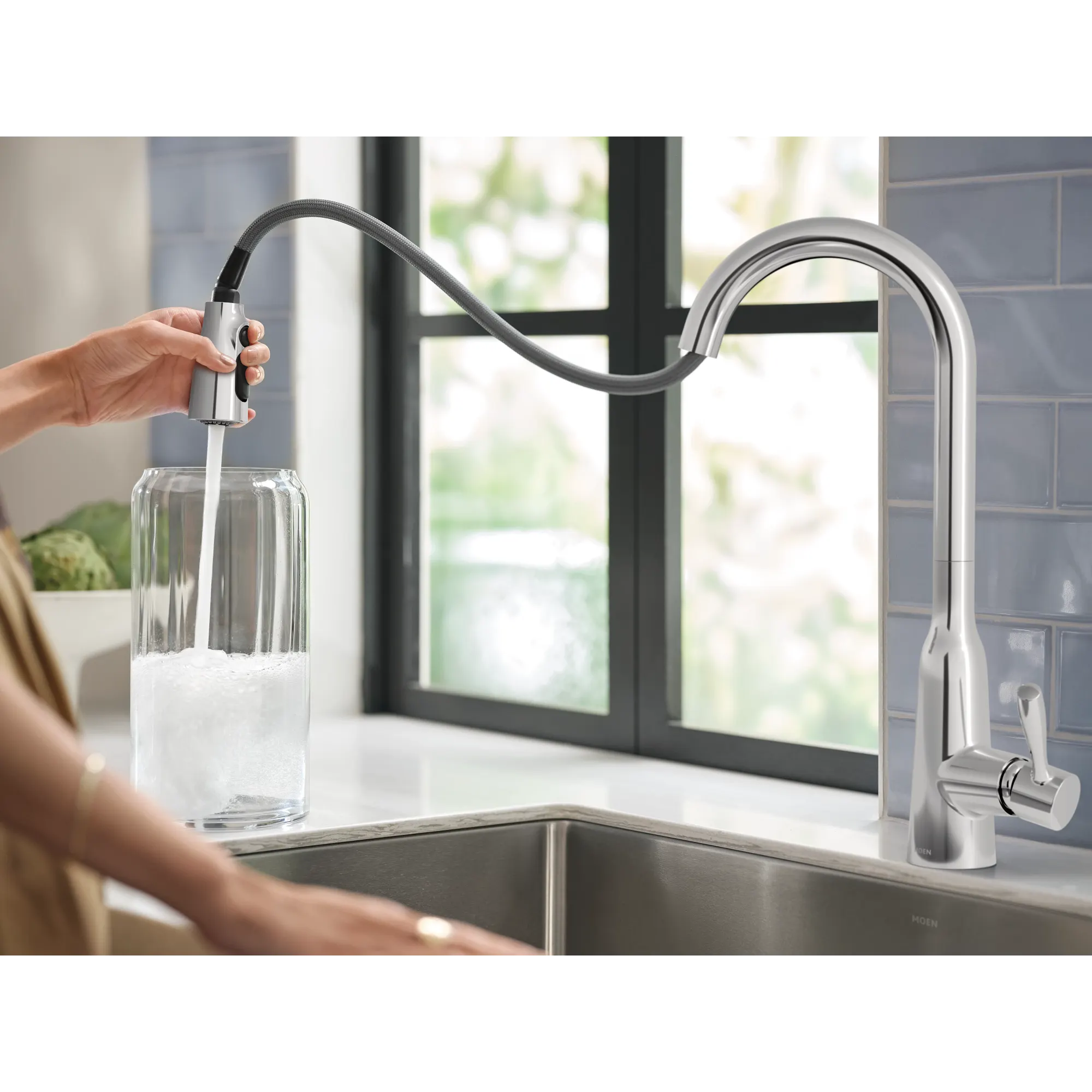 Orivesi One-Handle High Arc Pulldown Kitchen Faucet - Image 2