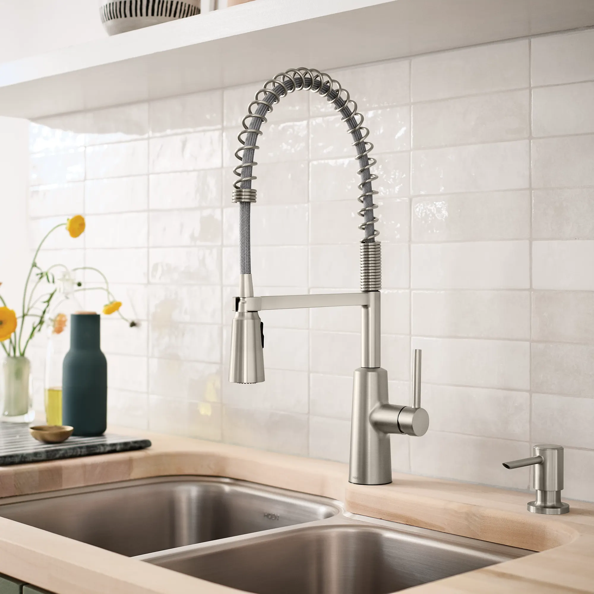 Nori One-Handle Pre-Rinse Spring Pulldown Kitchen Faucet - Image 11