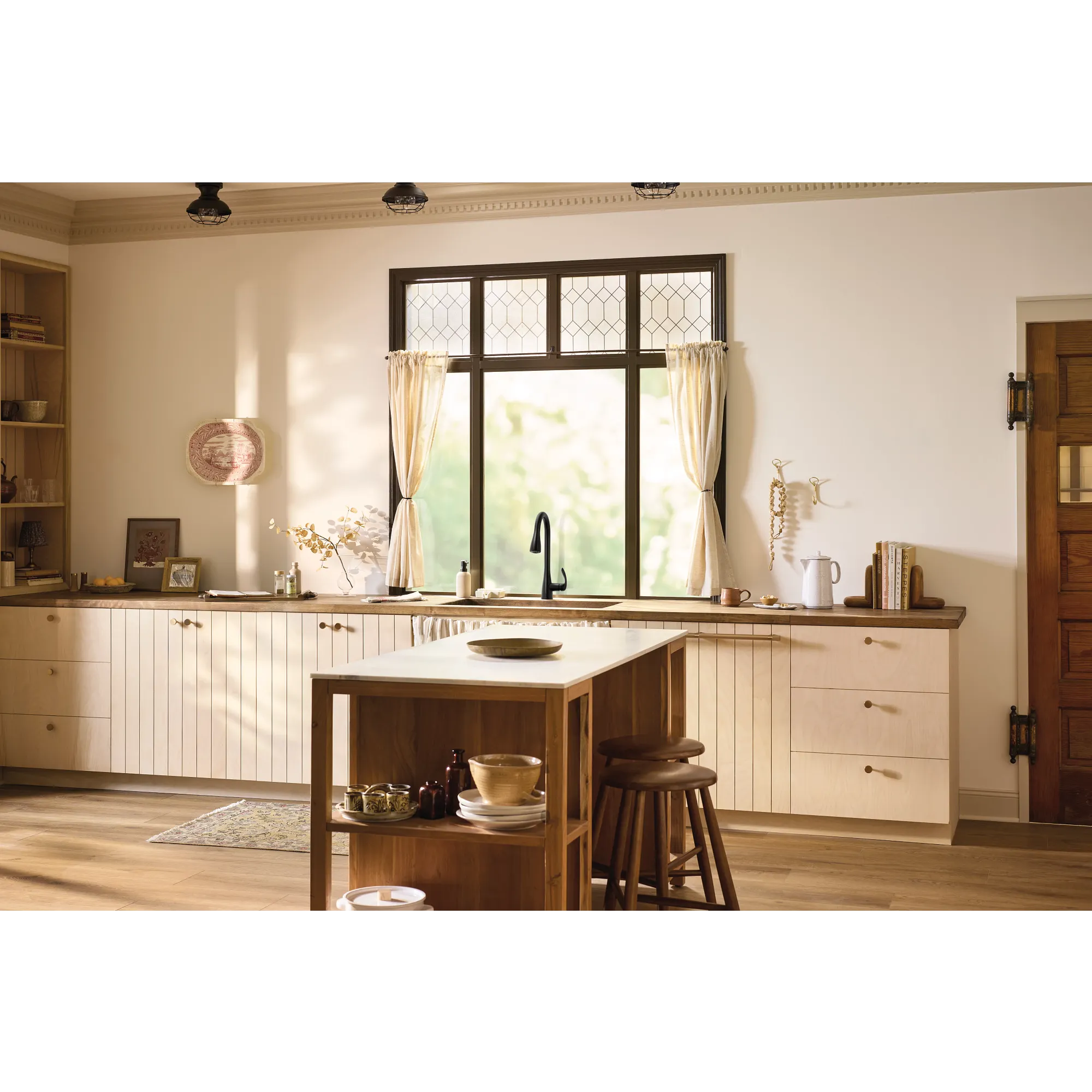 Georgene Matte black one-handle high arc pulldown kitchen faucet - Image 7