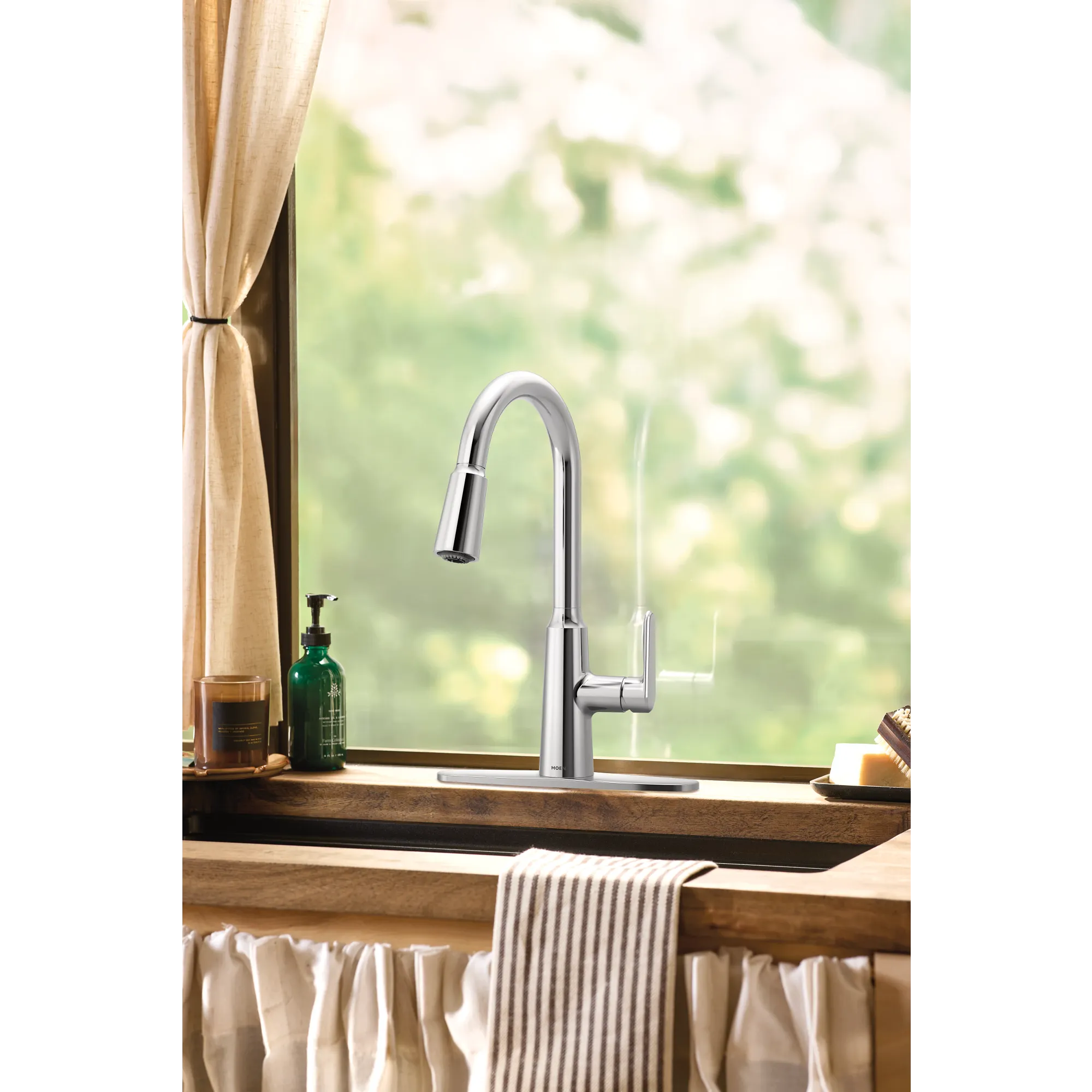 Edwyn Chrome one-handle high arc pulldown kitchen faucet - Image 8
