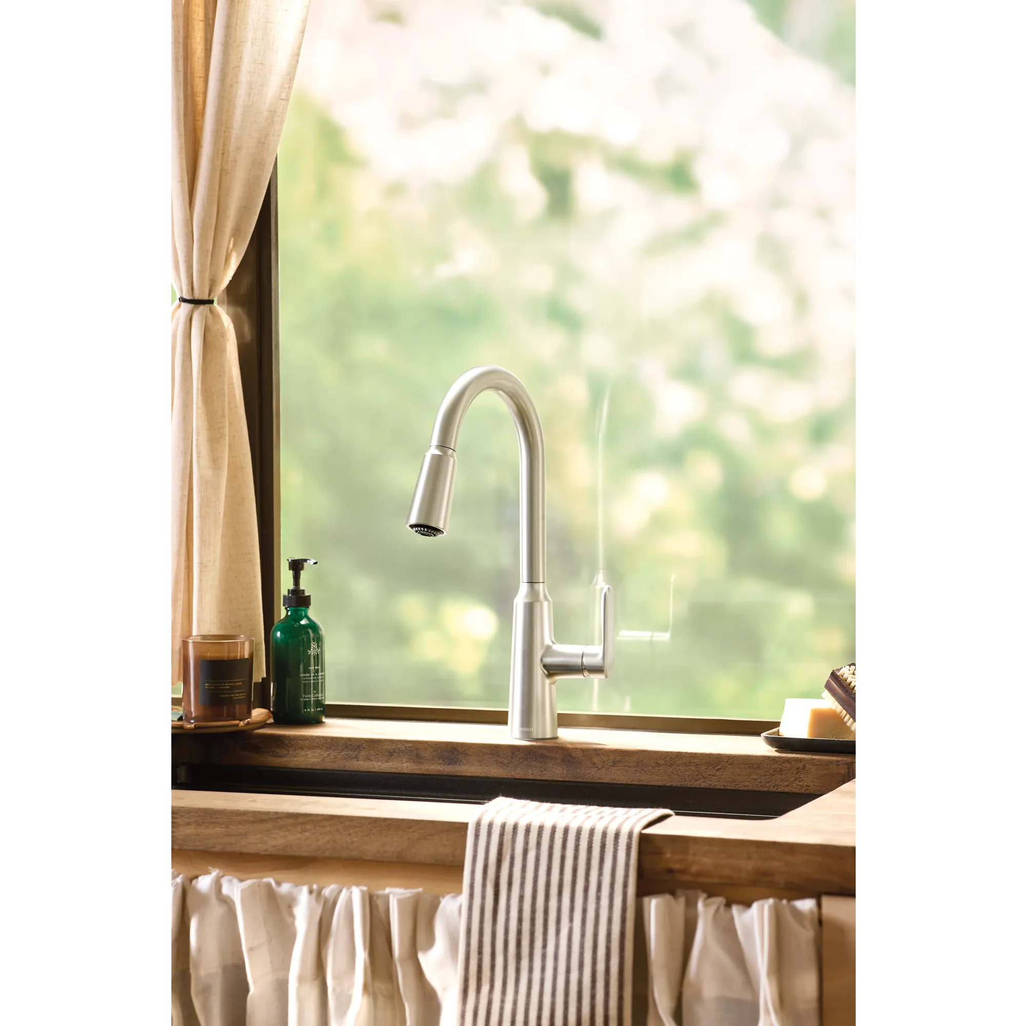 Edwyn Spot resist stainless one-handle high arc pulldown kitchen faucet - Image 6