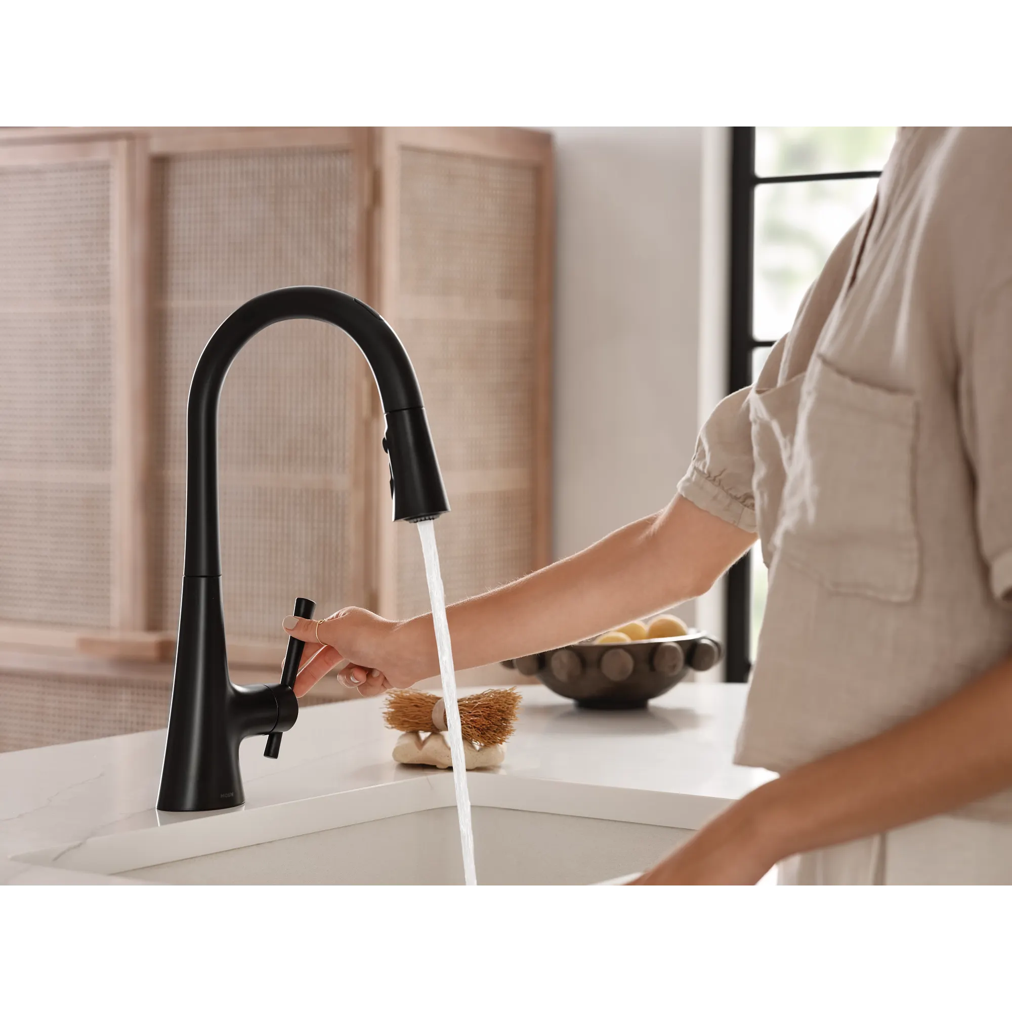 KURV Smart Pulldown Touchless Kitchen Faucet - Image 10