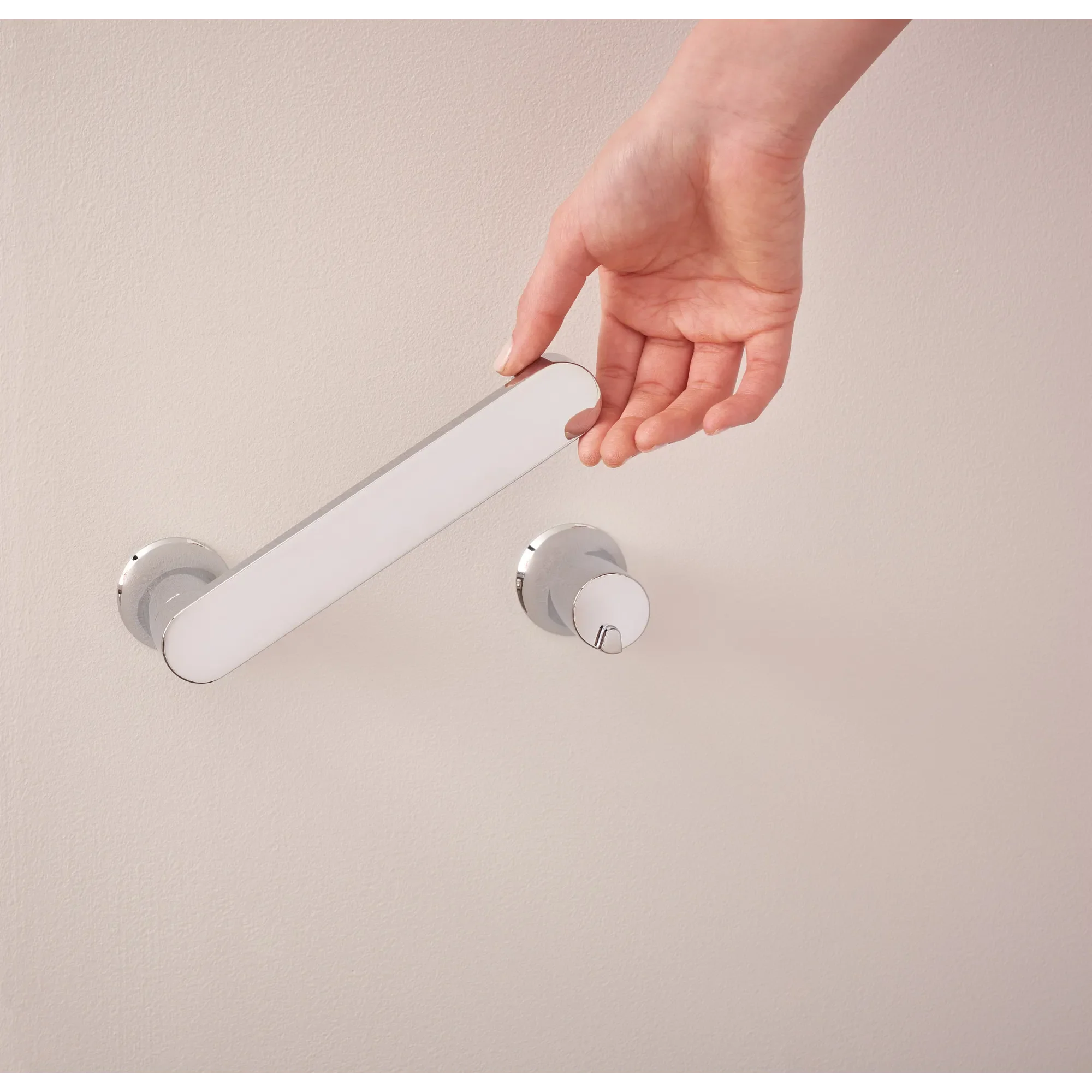 Genta LX Chrome Pivoting Toilet Paper Holder - Image 4