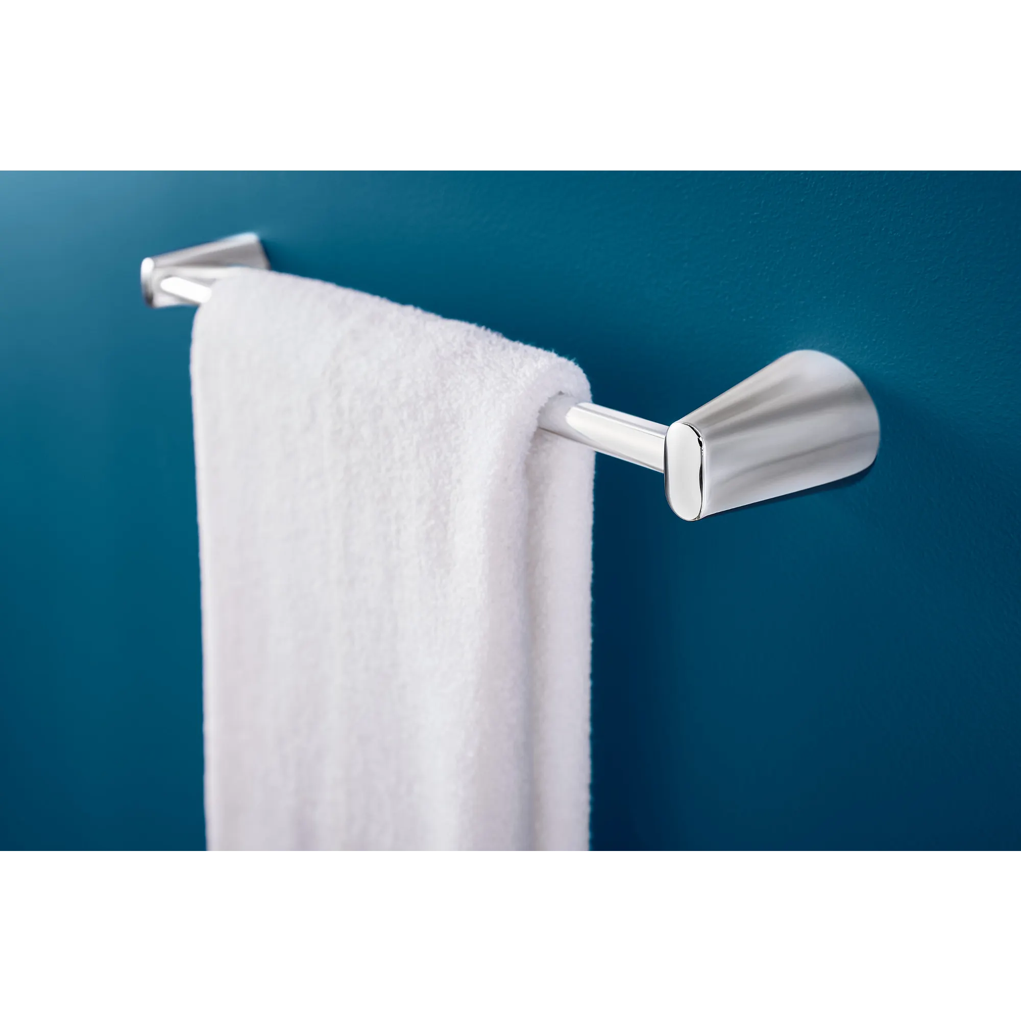 Kasey 18" Towel Bar - Image 3