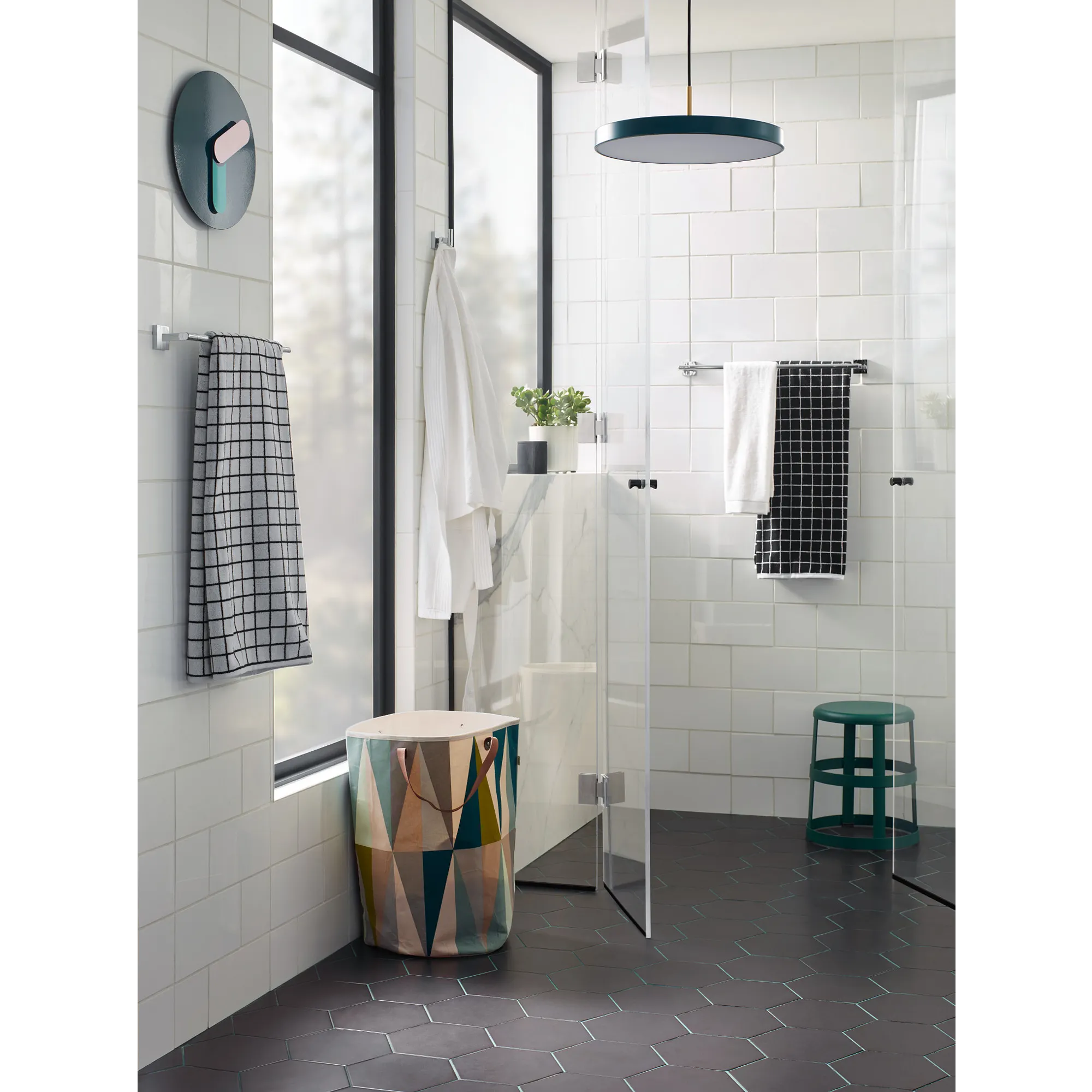 Triva Chrome single robe hook - Image 2